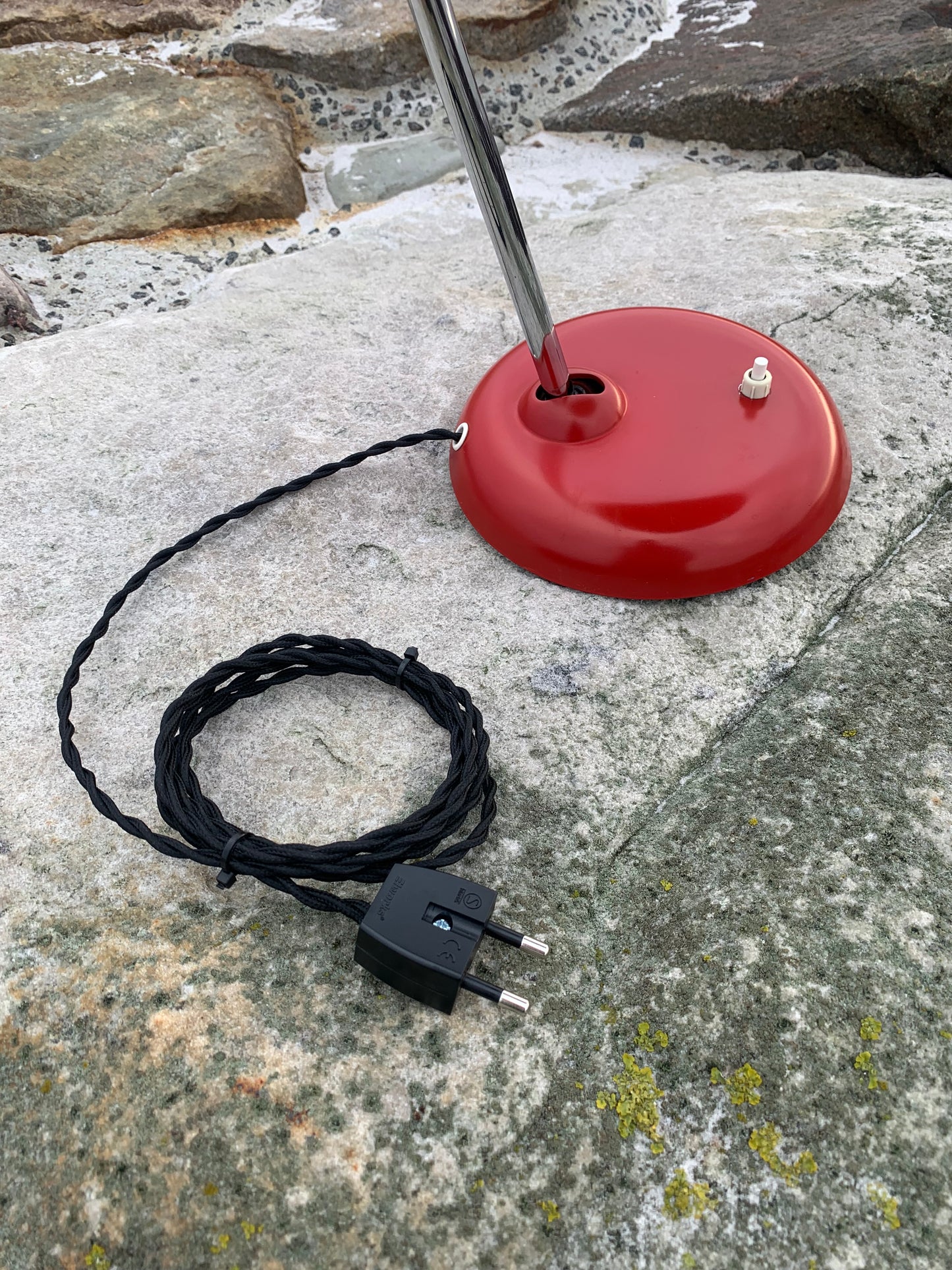 Kaiser Idell 6786 - Original röd