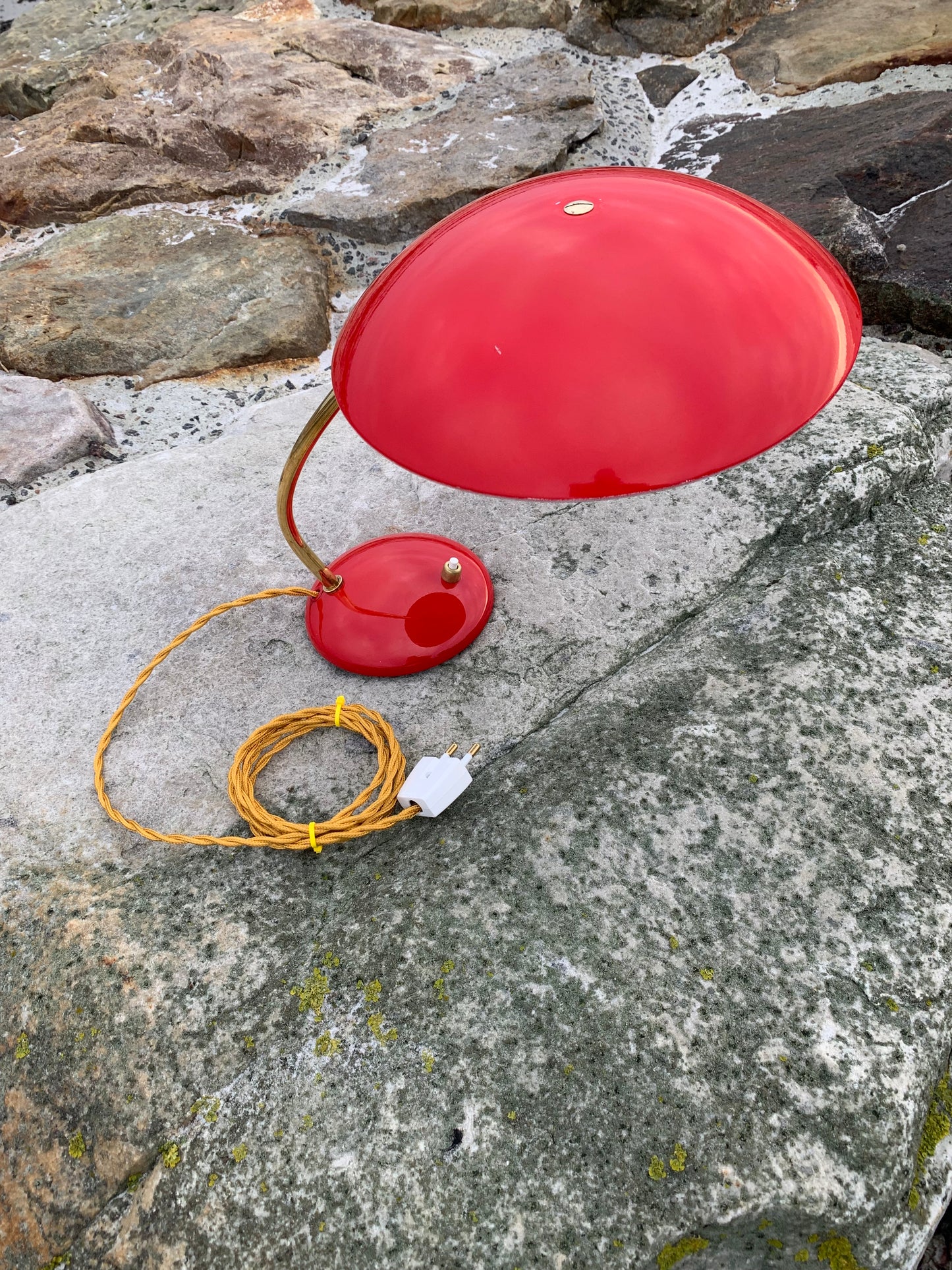 Kaiser Idell 6781 - Original röd