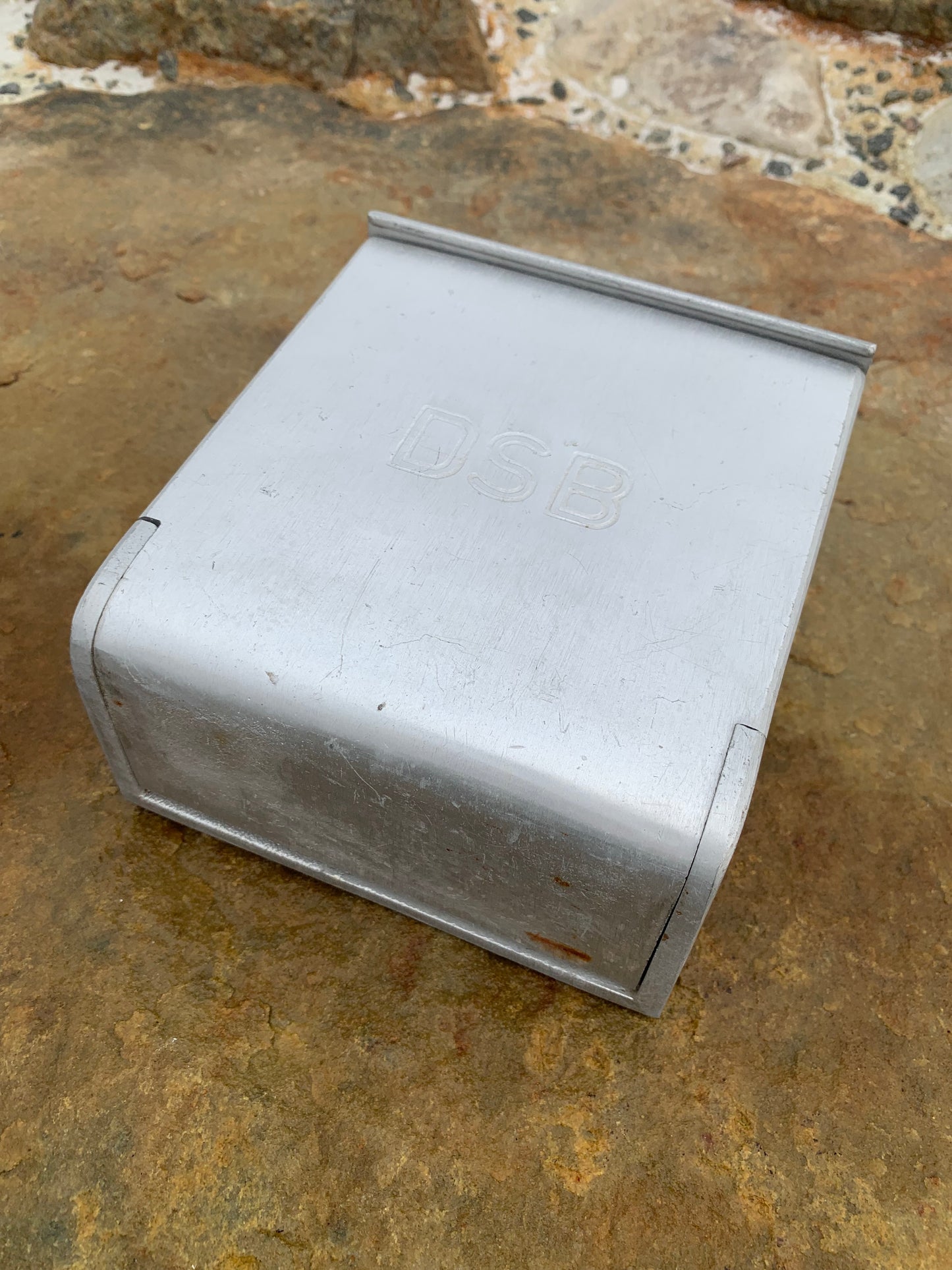 DSB askkopp med logotyp