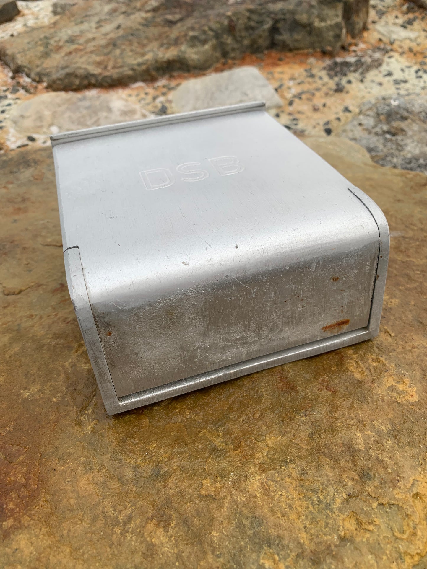 DSB askkopp med logotyp