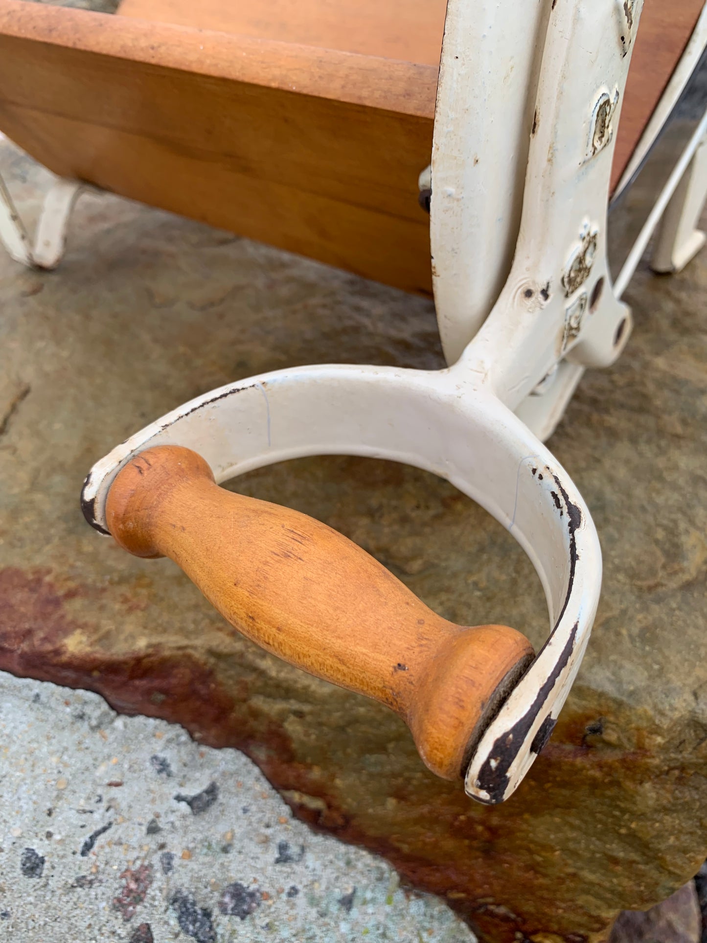 Raadvad brödskärare