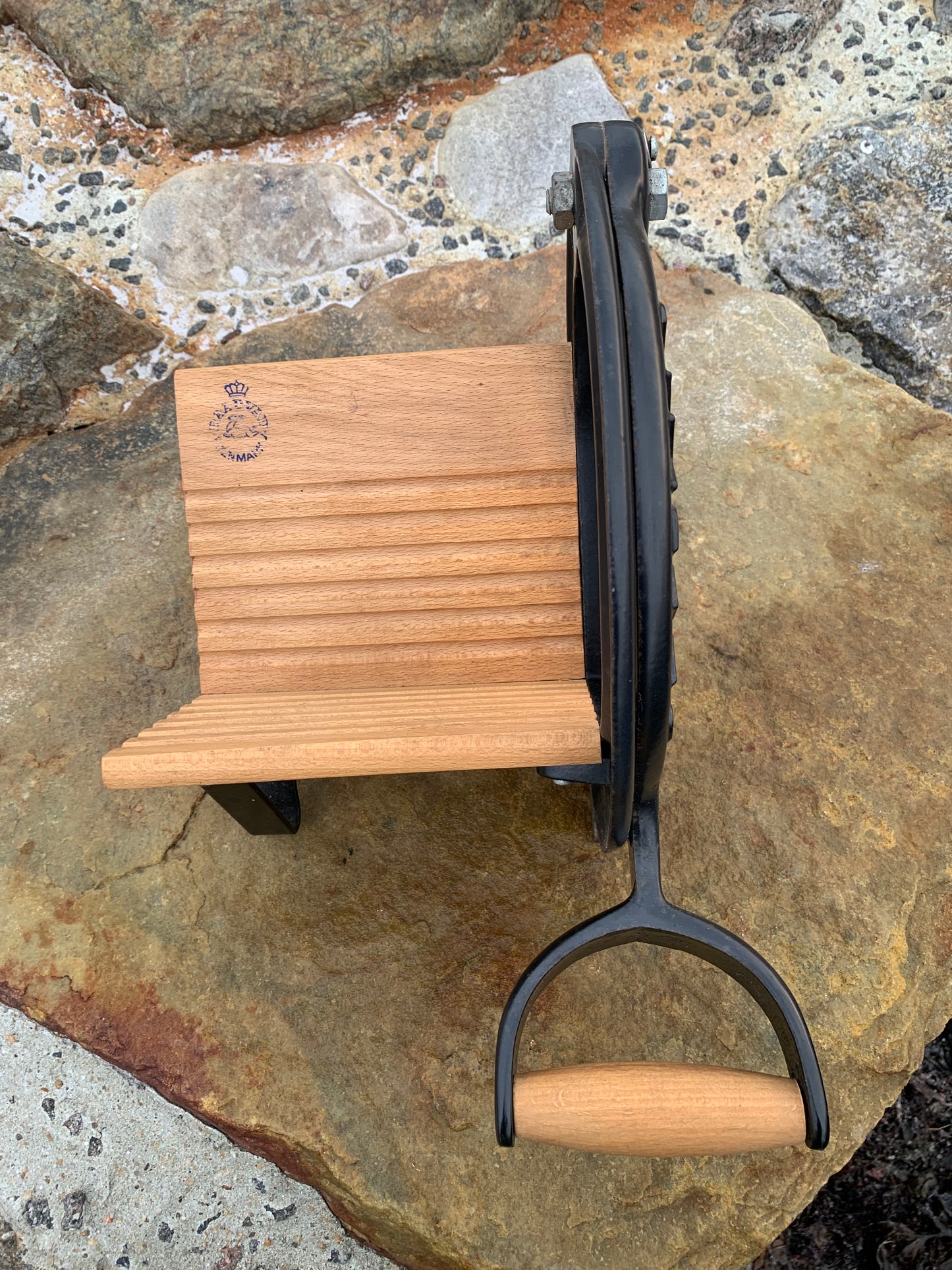 Raadvad brödskärare