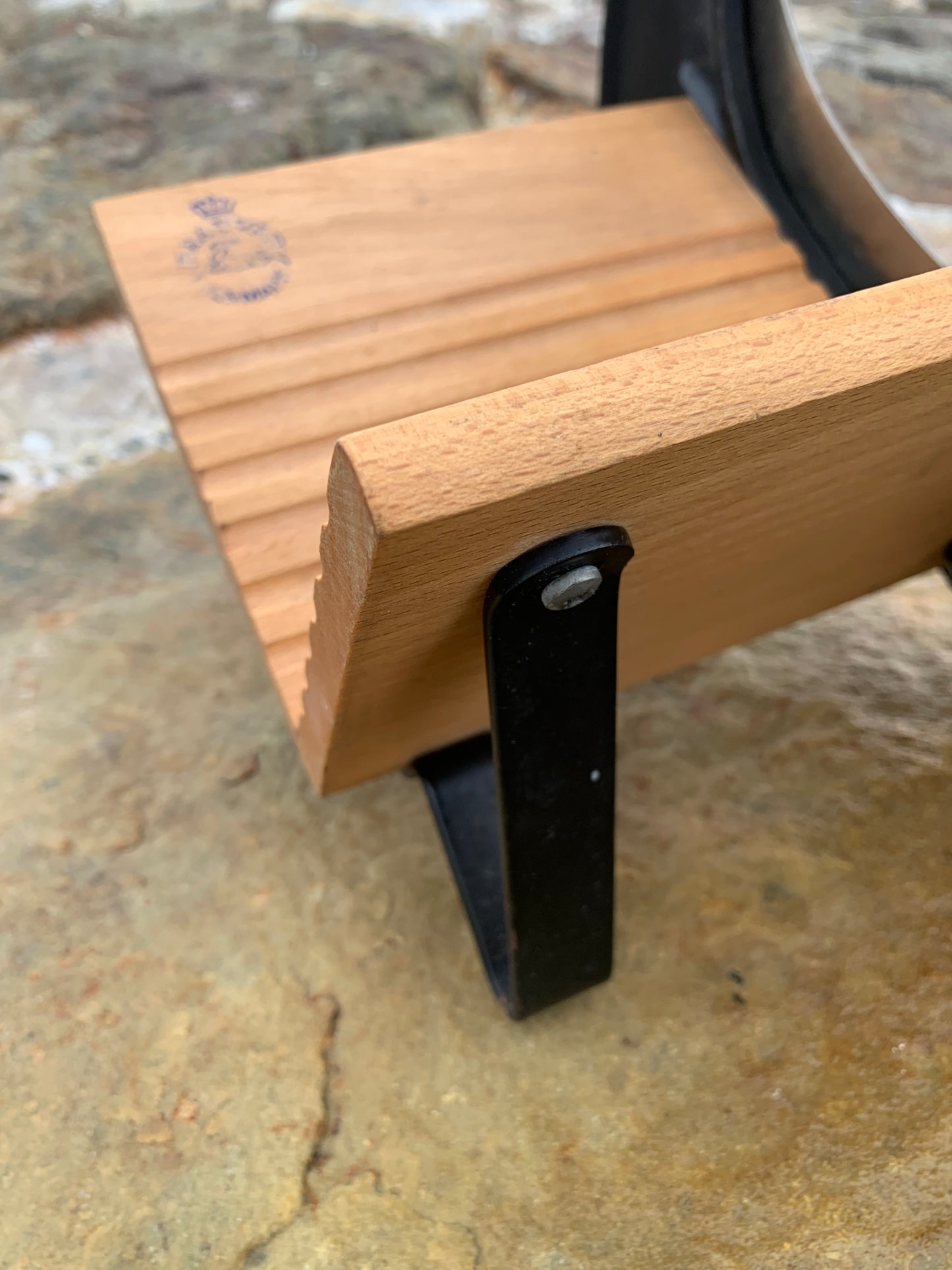 Raadvad brödskärare