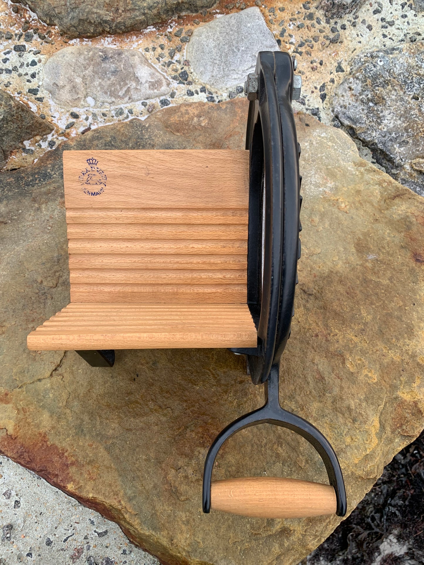 Raadvad brödskärare