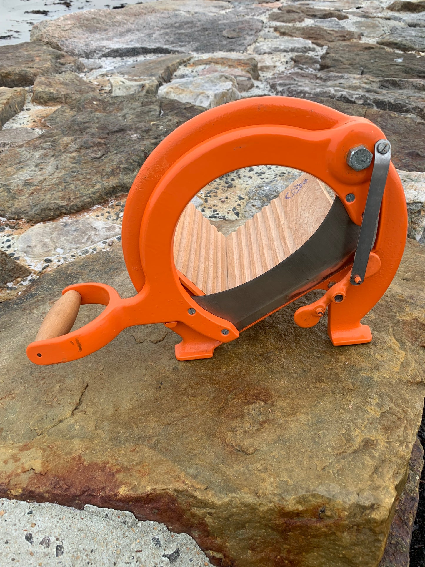 Raadvad brödskärare