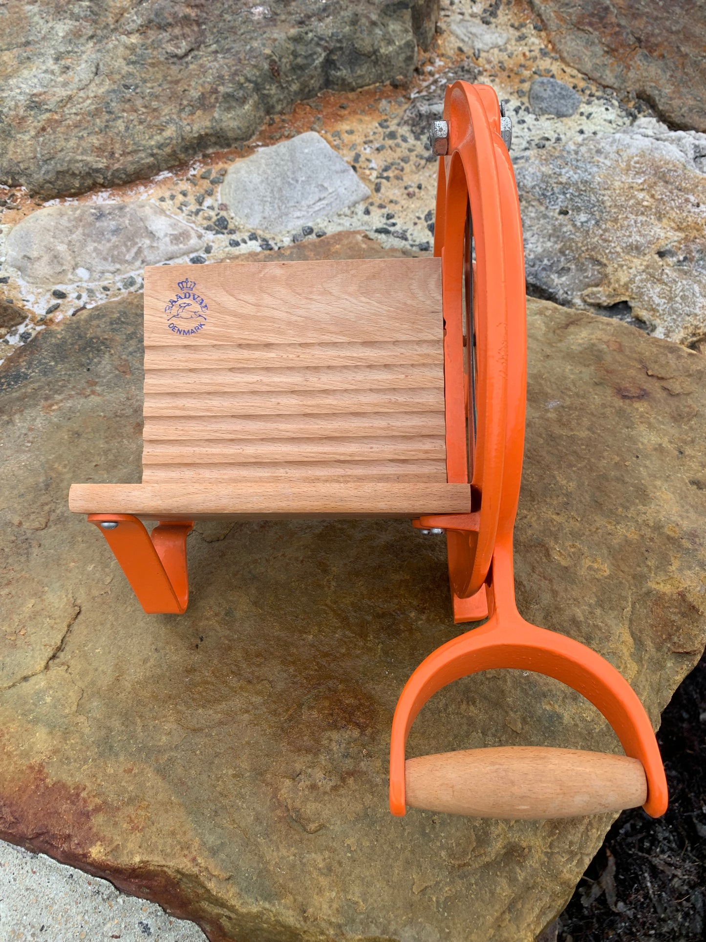 Raadvad brödskärare