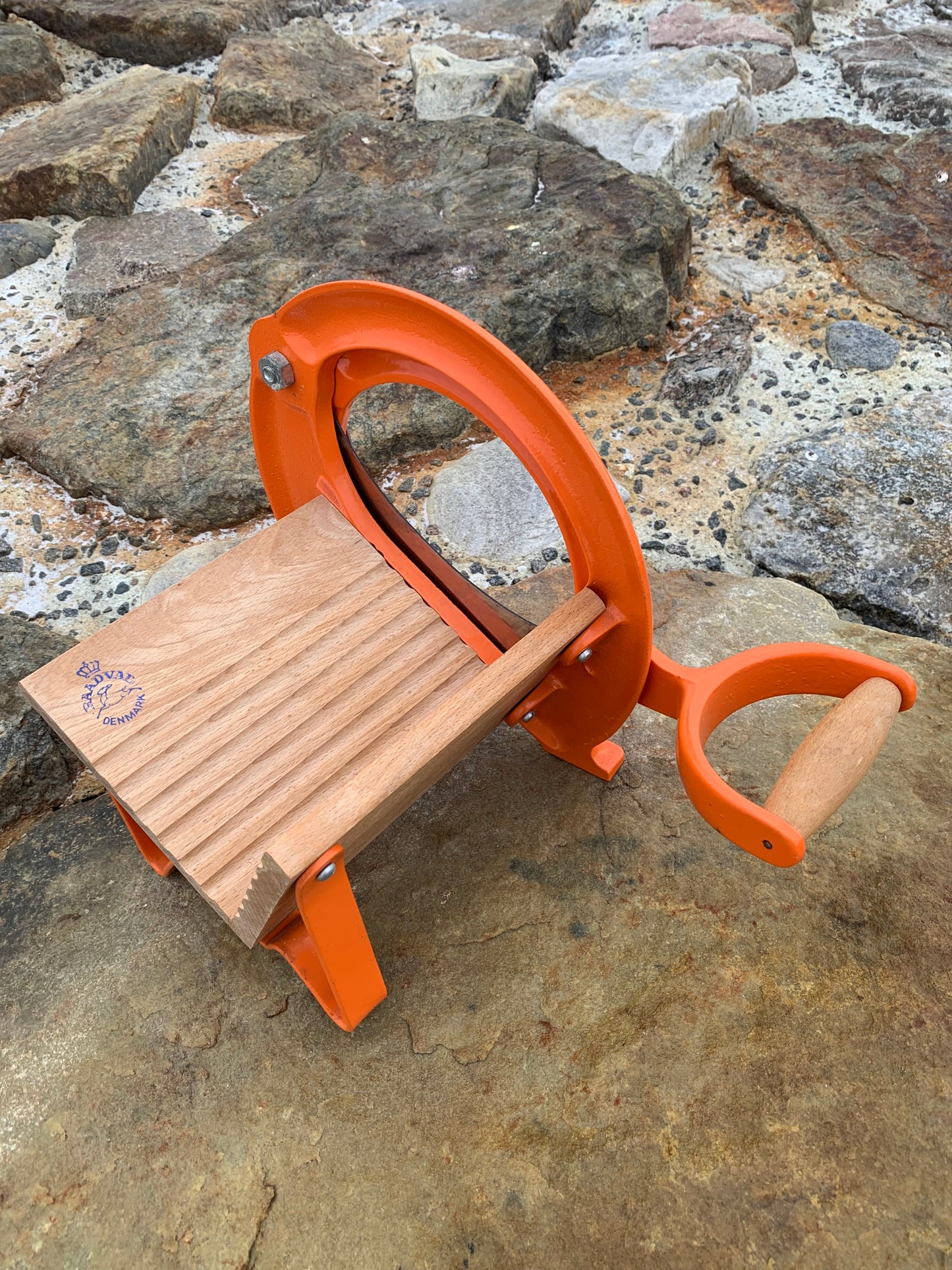 Raadvad brödskärare