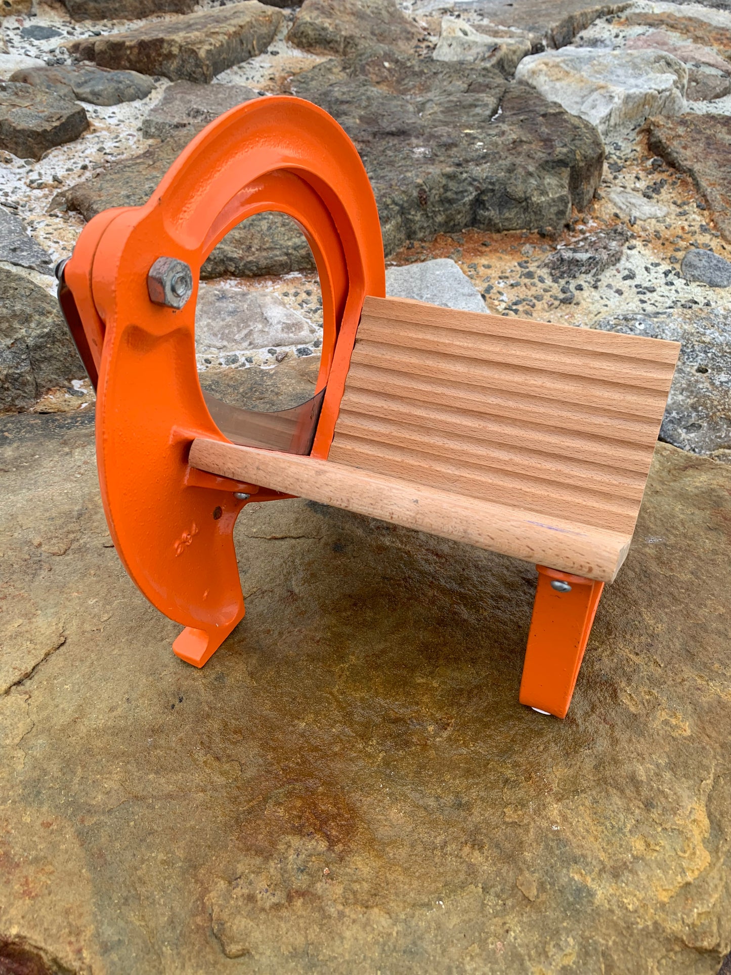 Raadvad brödskärare