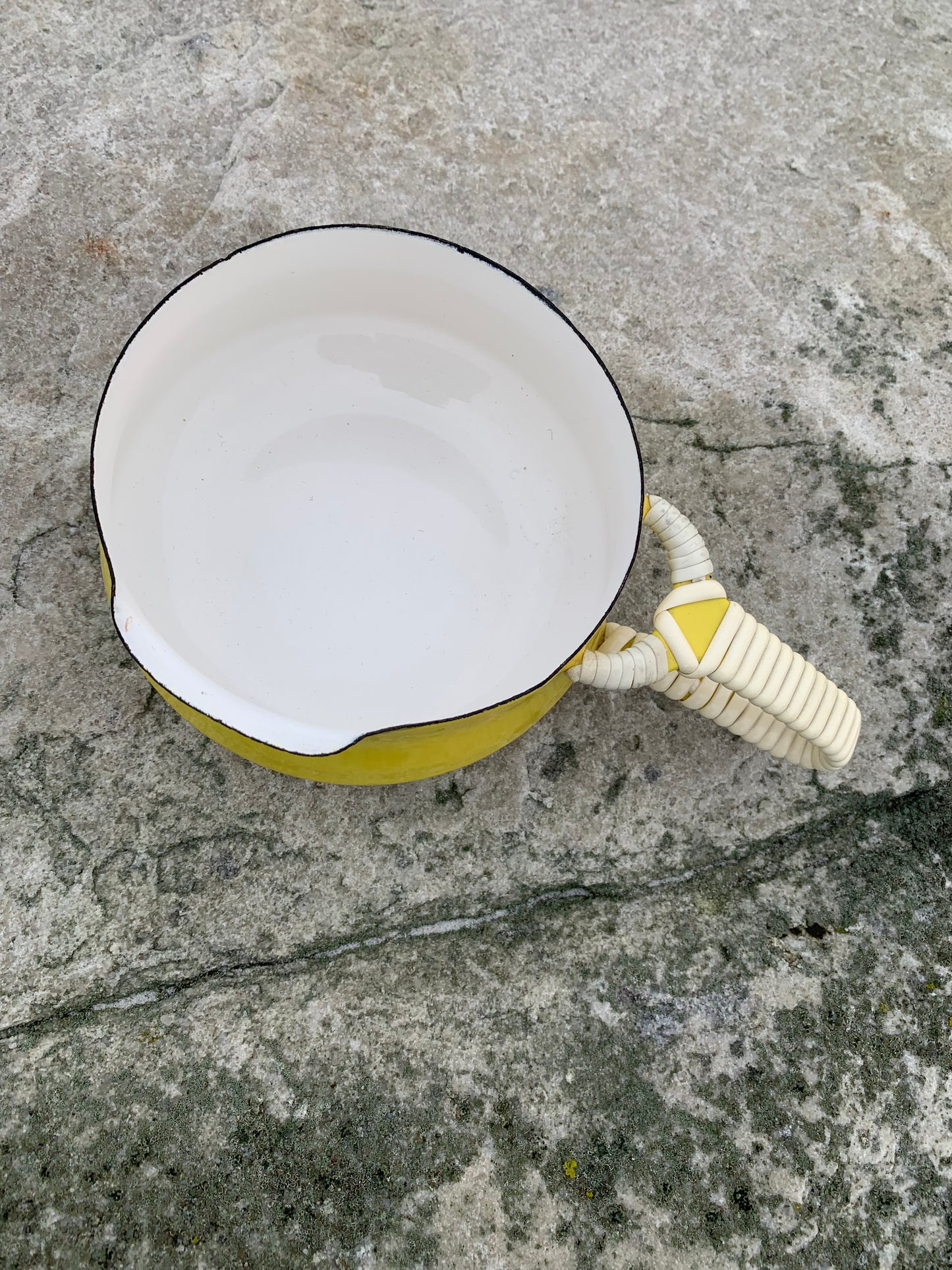 Quistgaard emaljskål