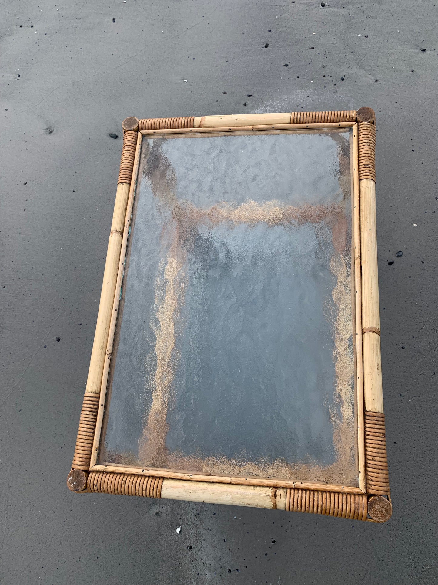 Rullbord/vagn i bambu