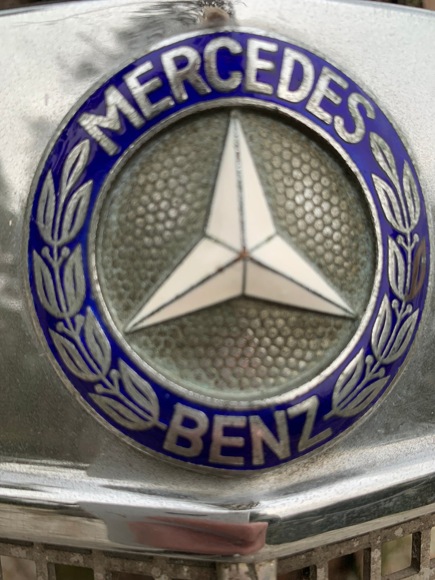 Mercedes Benz