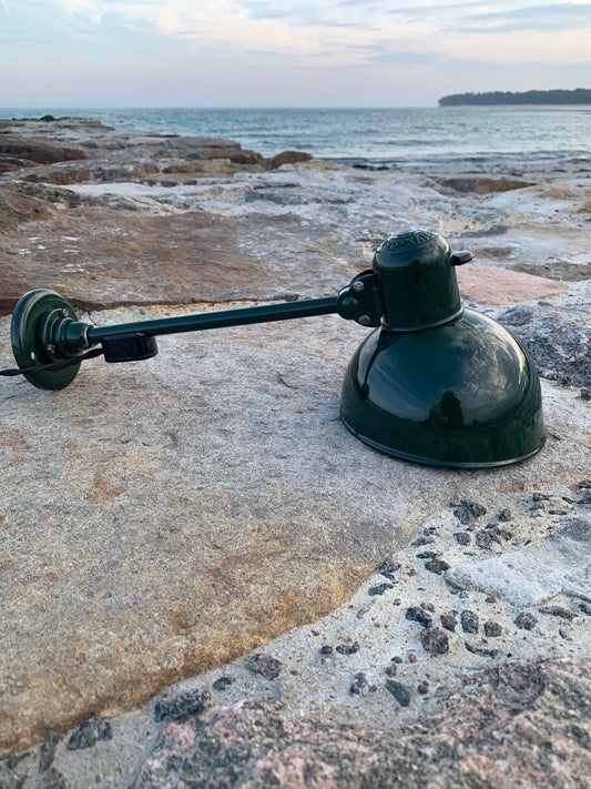 Kaiser Idell 6723 - Grön