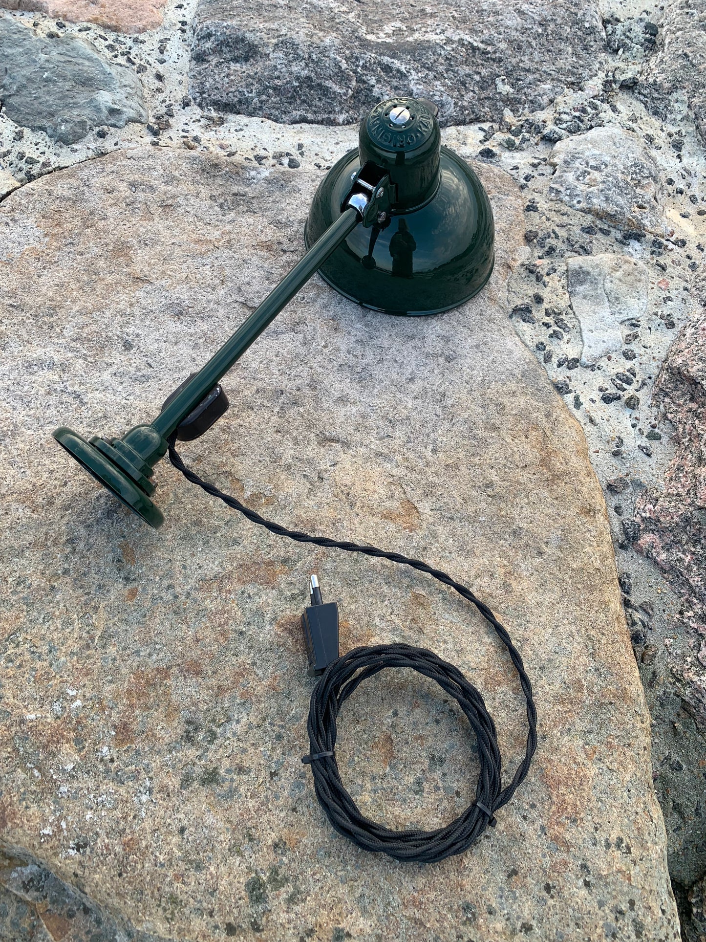 Kaiser Idell 6723 - Grön