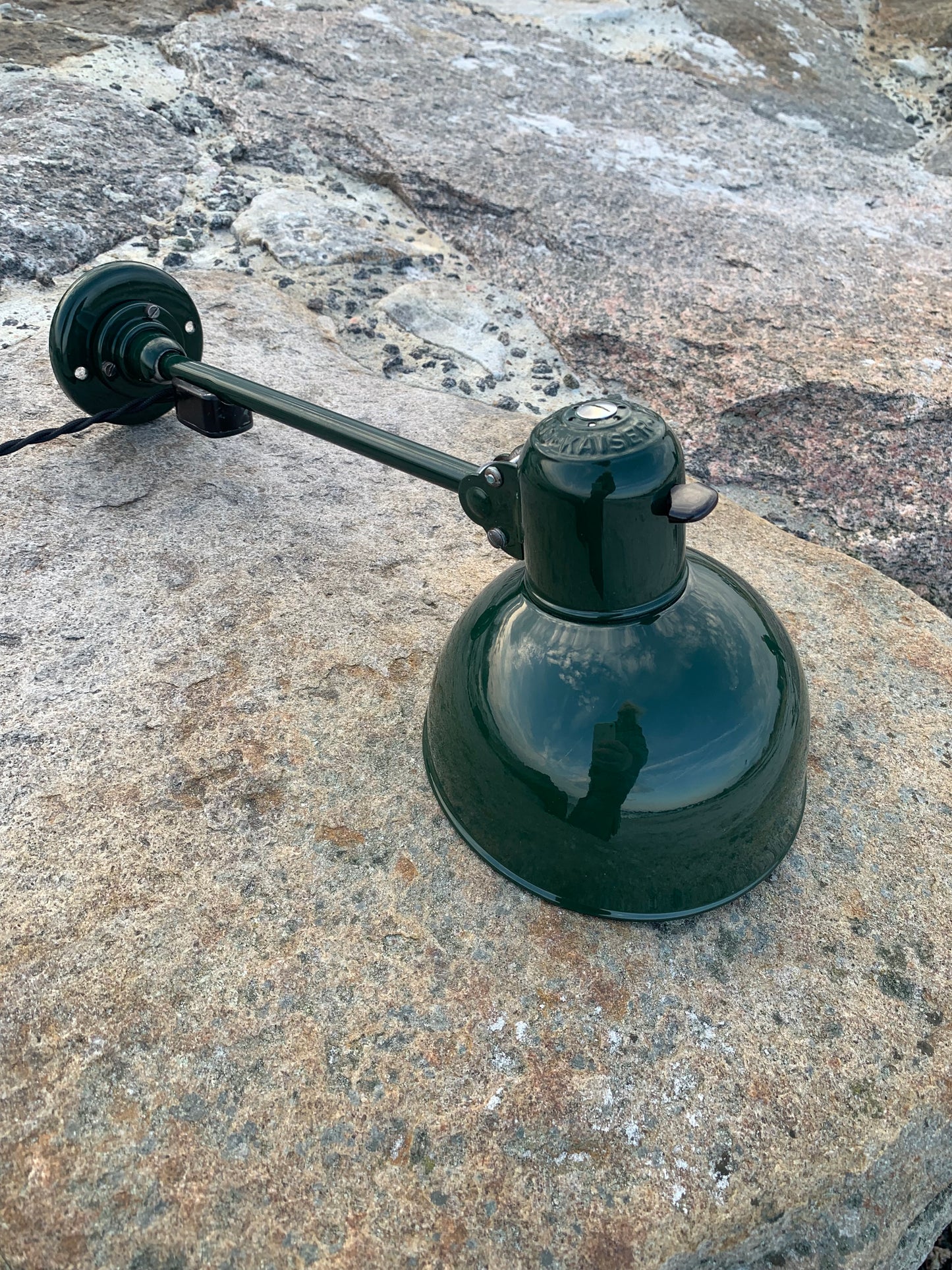 Kaiser Idell 6723 - Grön