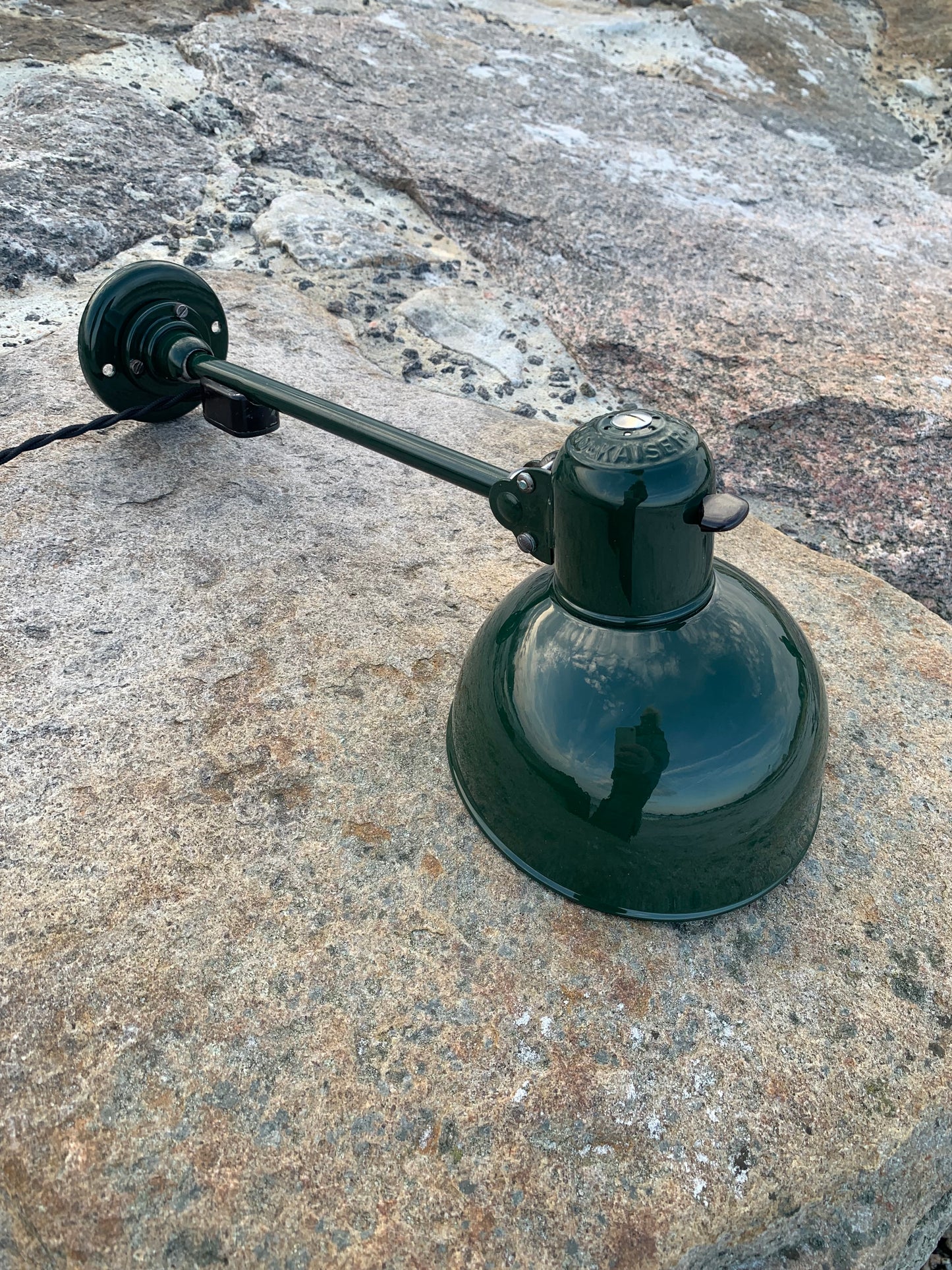Kaiser Idell 6723 - Grön