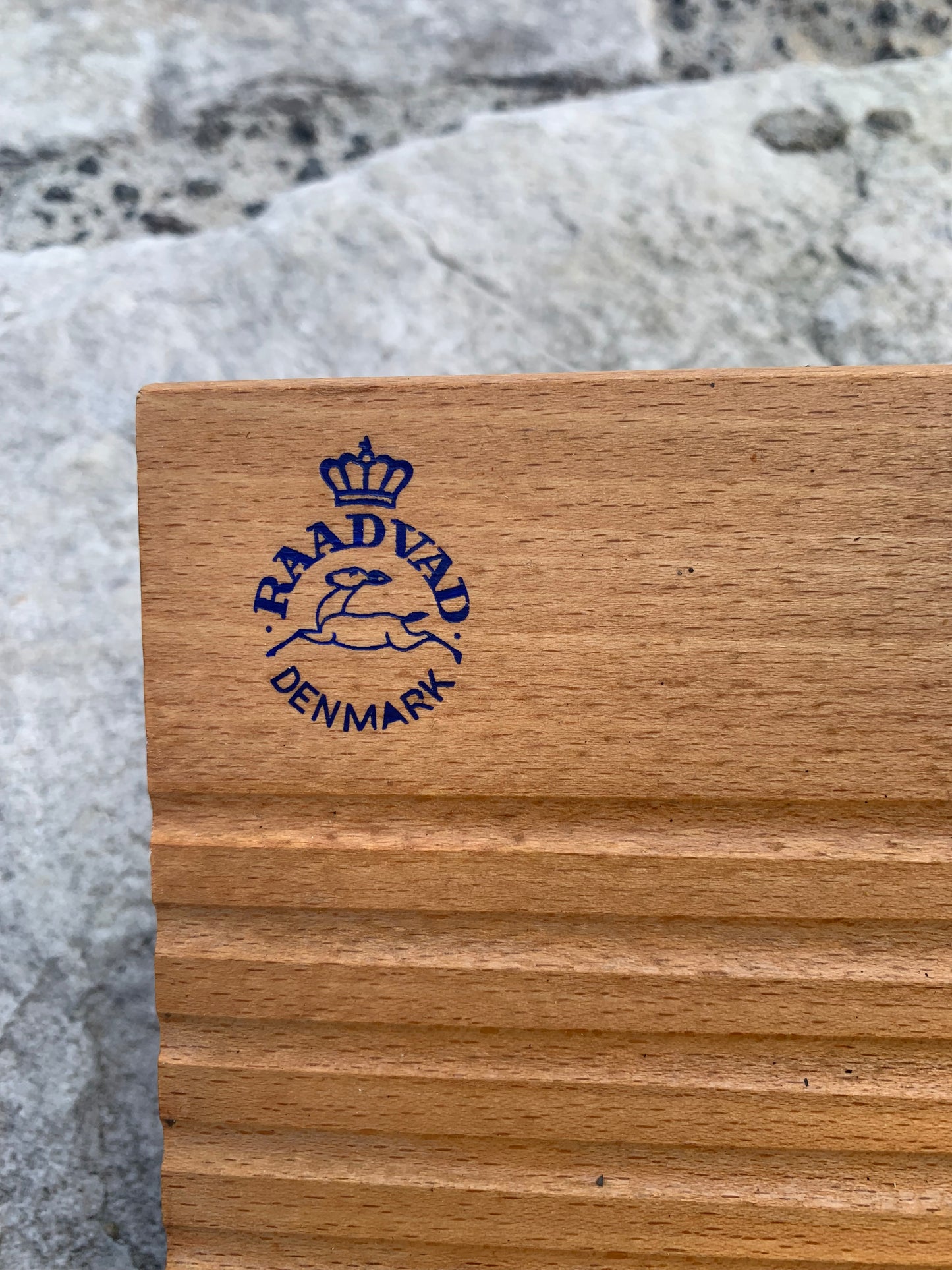 Raadvad brödskärare