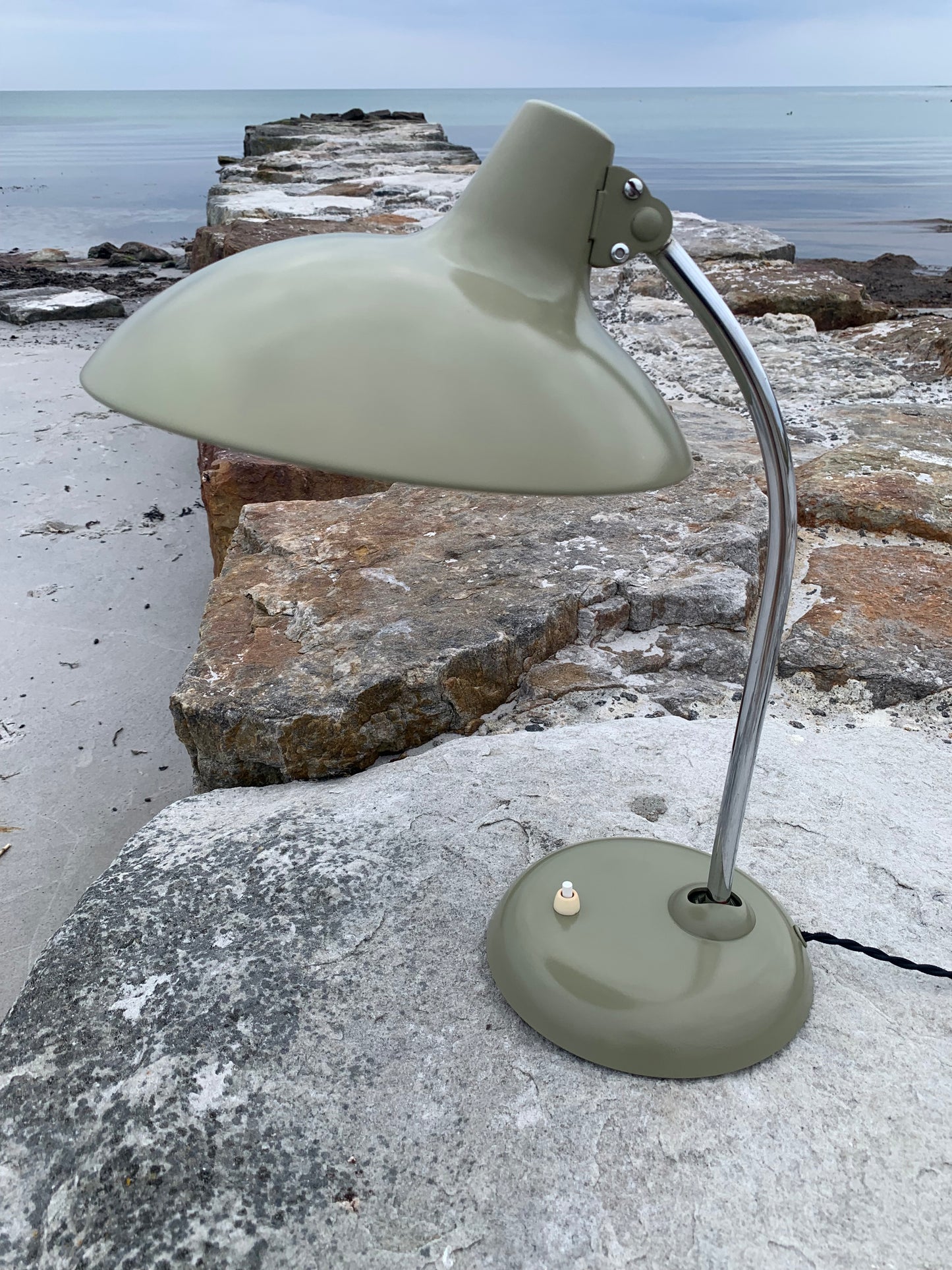 Kaiser Idell 6786 - Grön