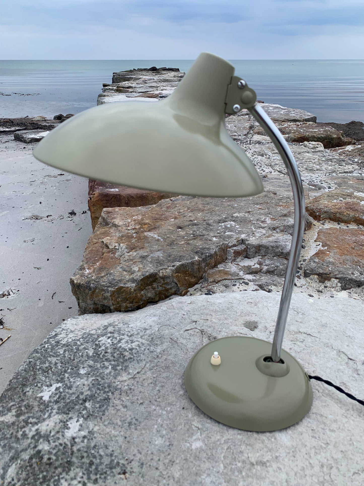 Kaiser Idell 6786 - Grön