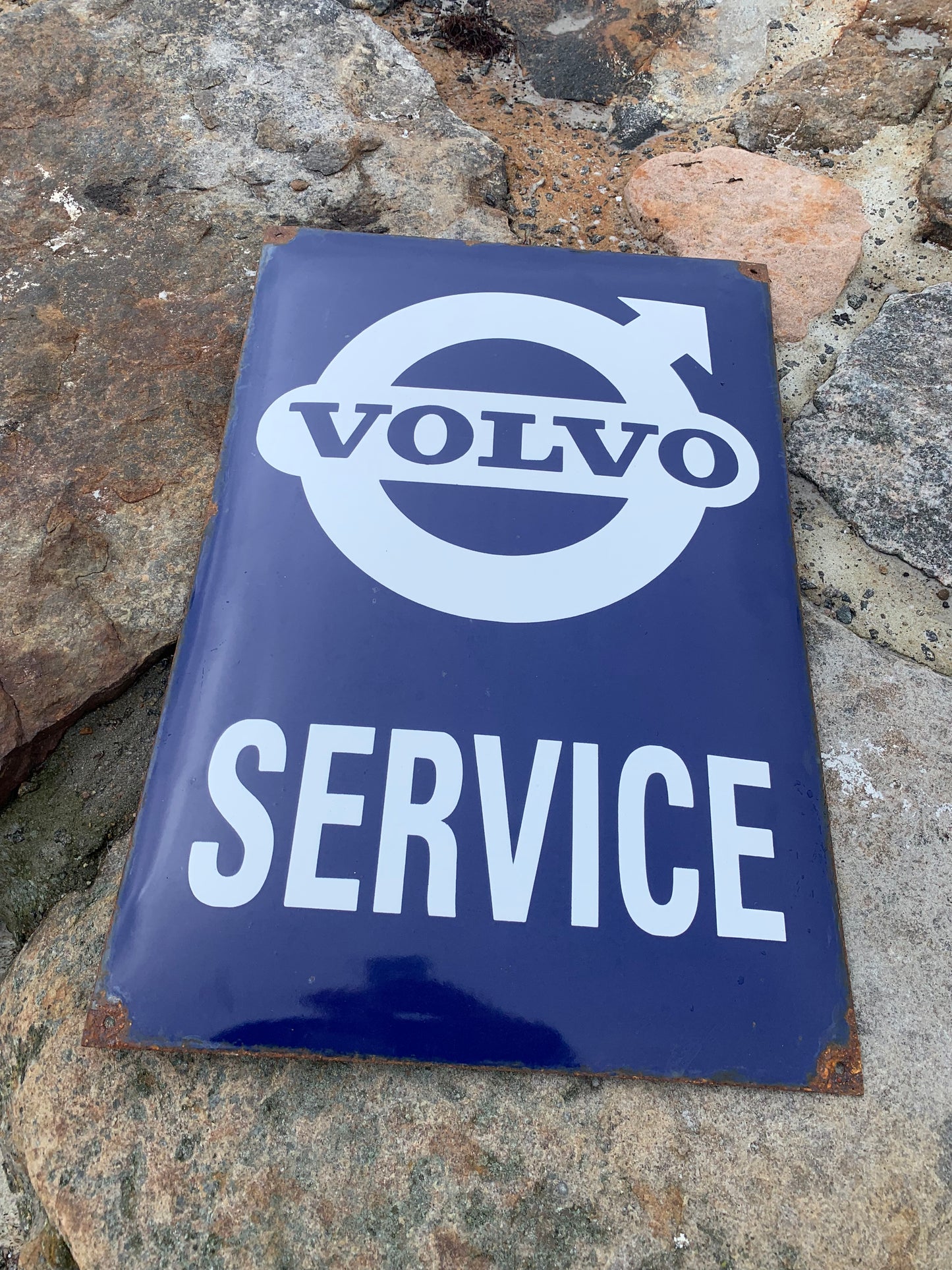 Volvo emaljskylt (kuplad)