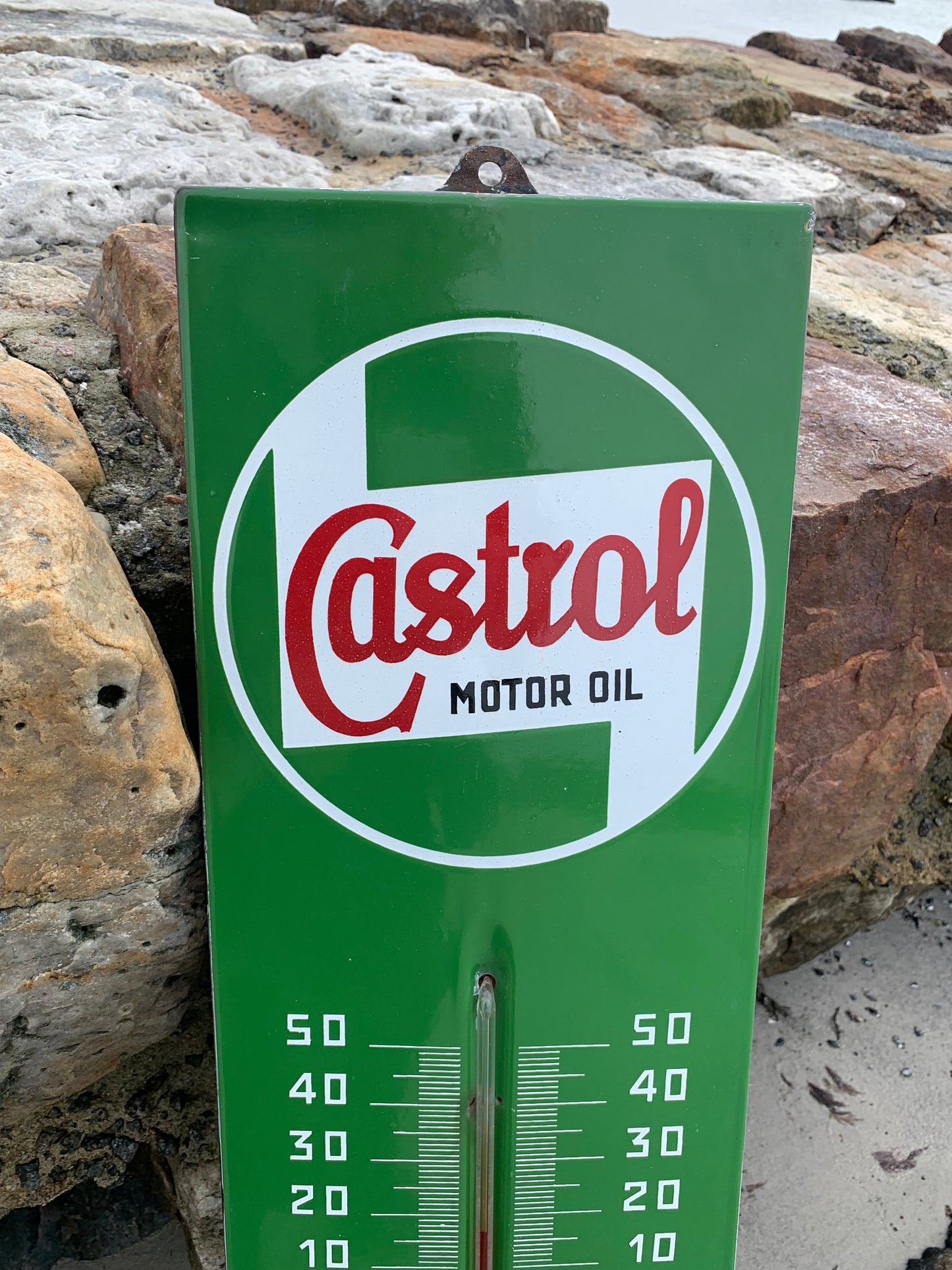 Castrol reklamskylt i emalj