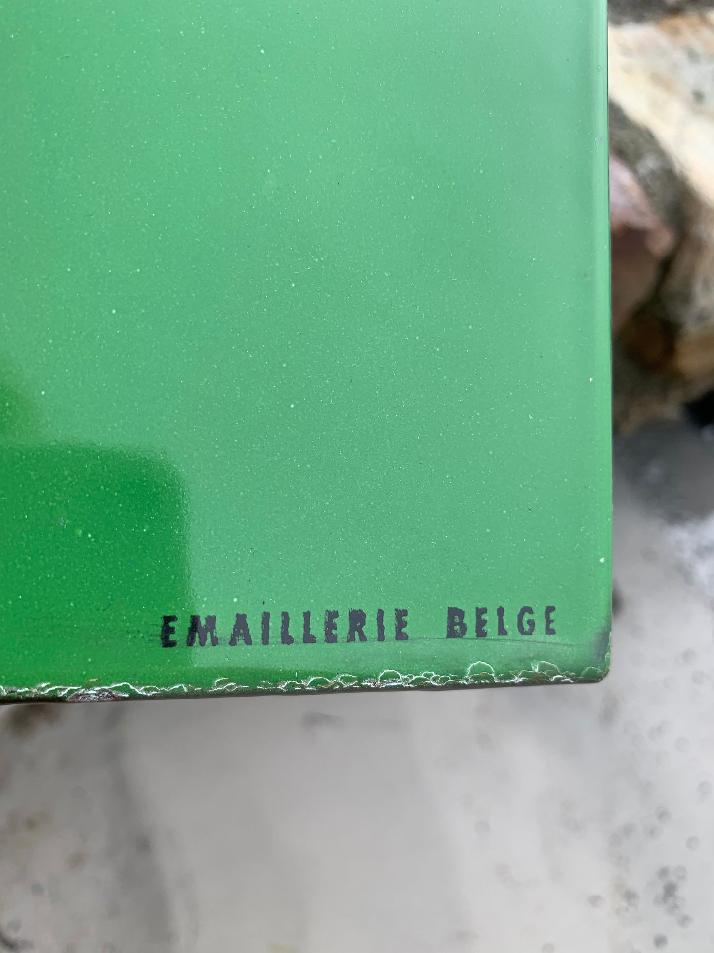 Castrol reklamskylt i emalj