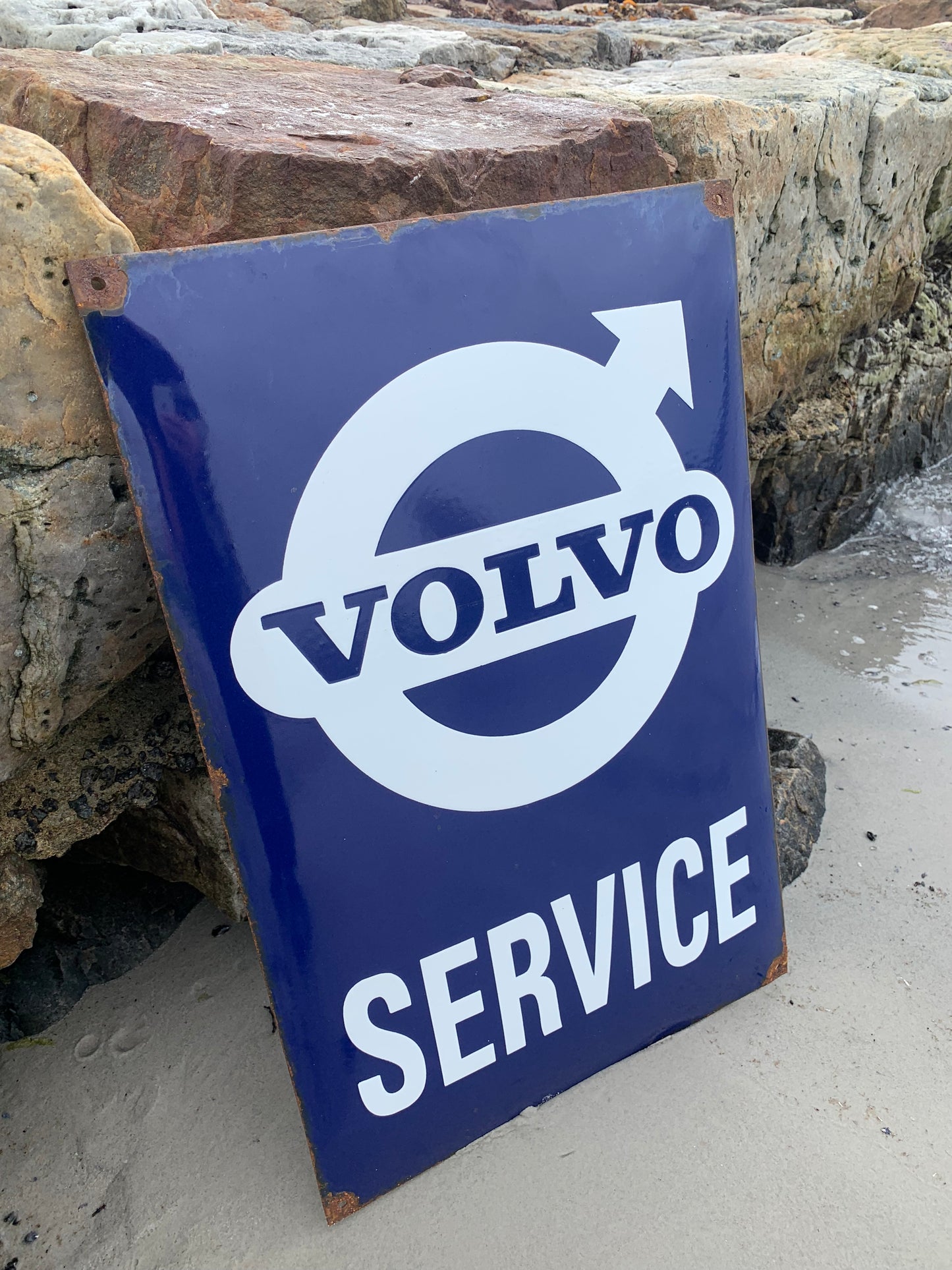 Volvo emaljskylt (kuplad)