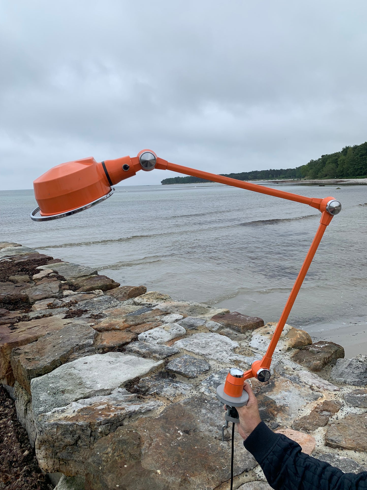 Jieldé-lampa med bordsfäste