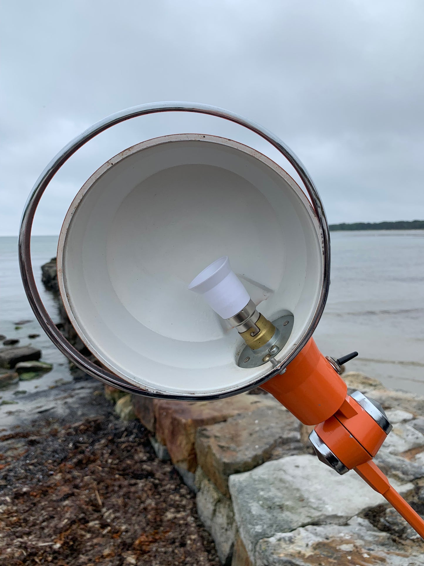 Jieldé-lampa med bordsfäste