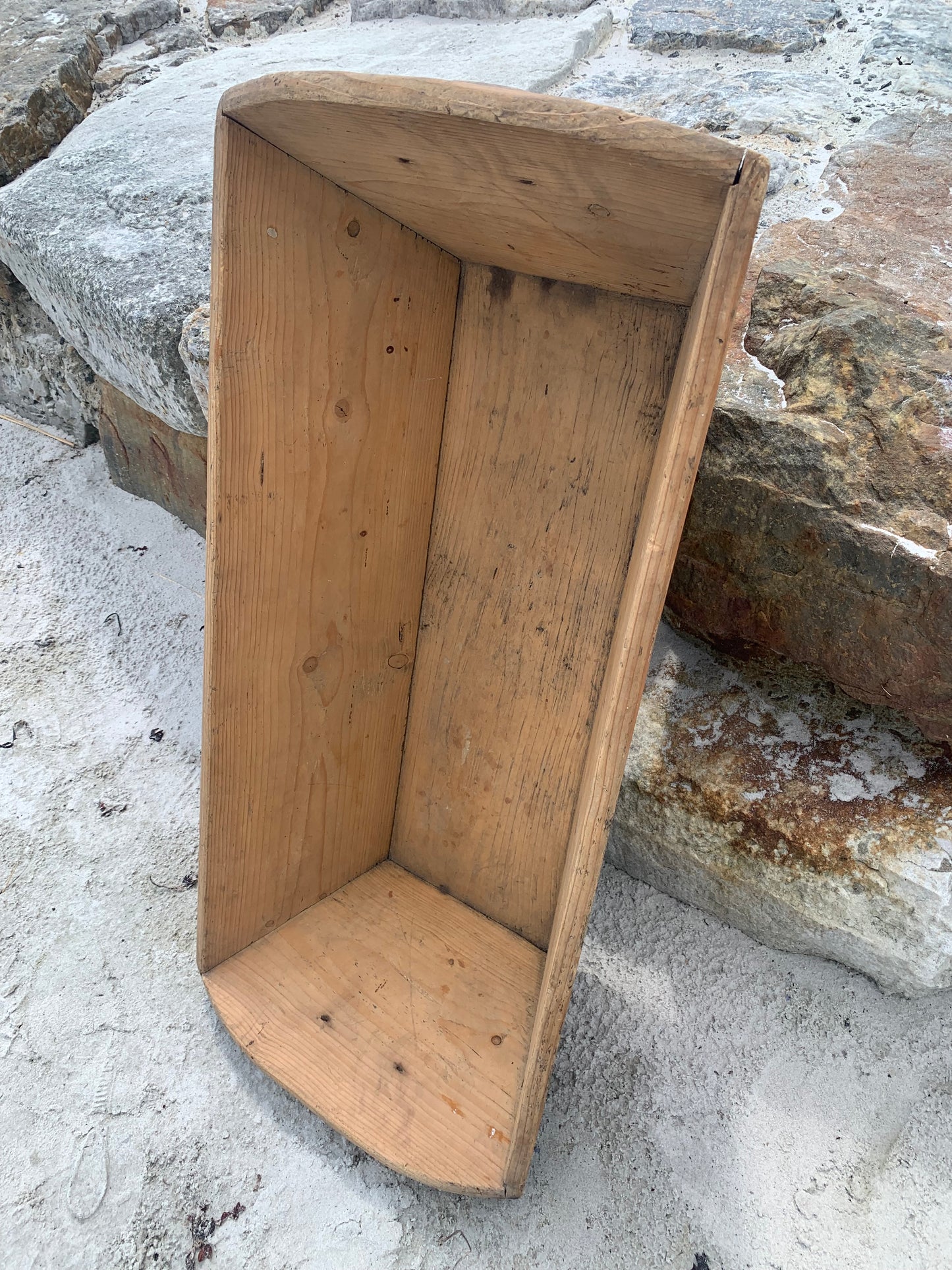 Trälåda med två handtag