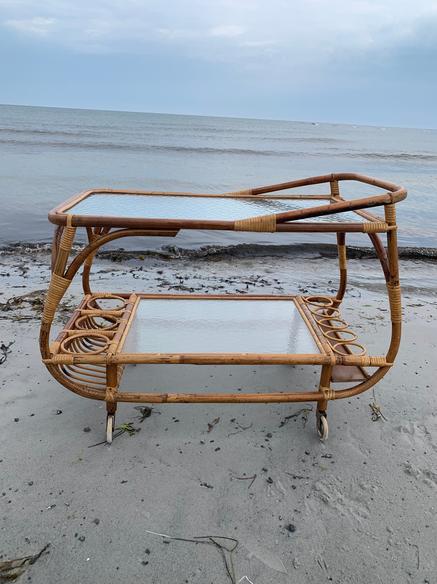 Bambusbord med hjul