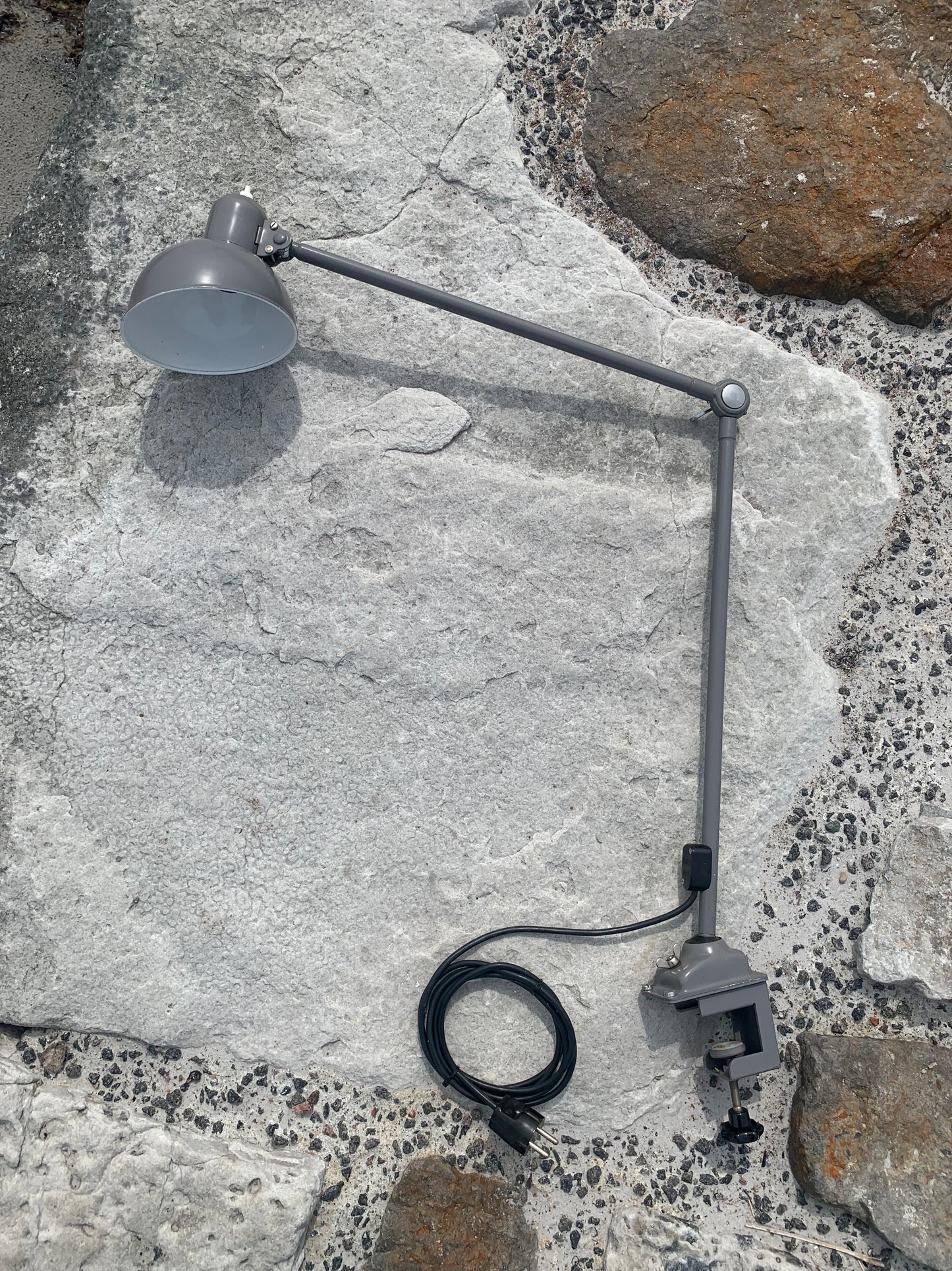 Kaiser Idell 6726 - Original grå