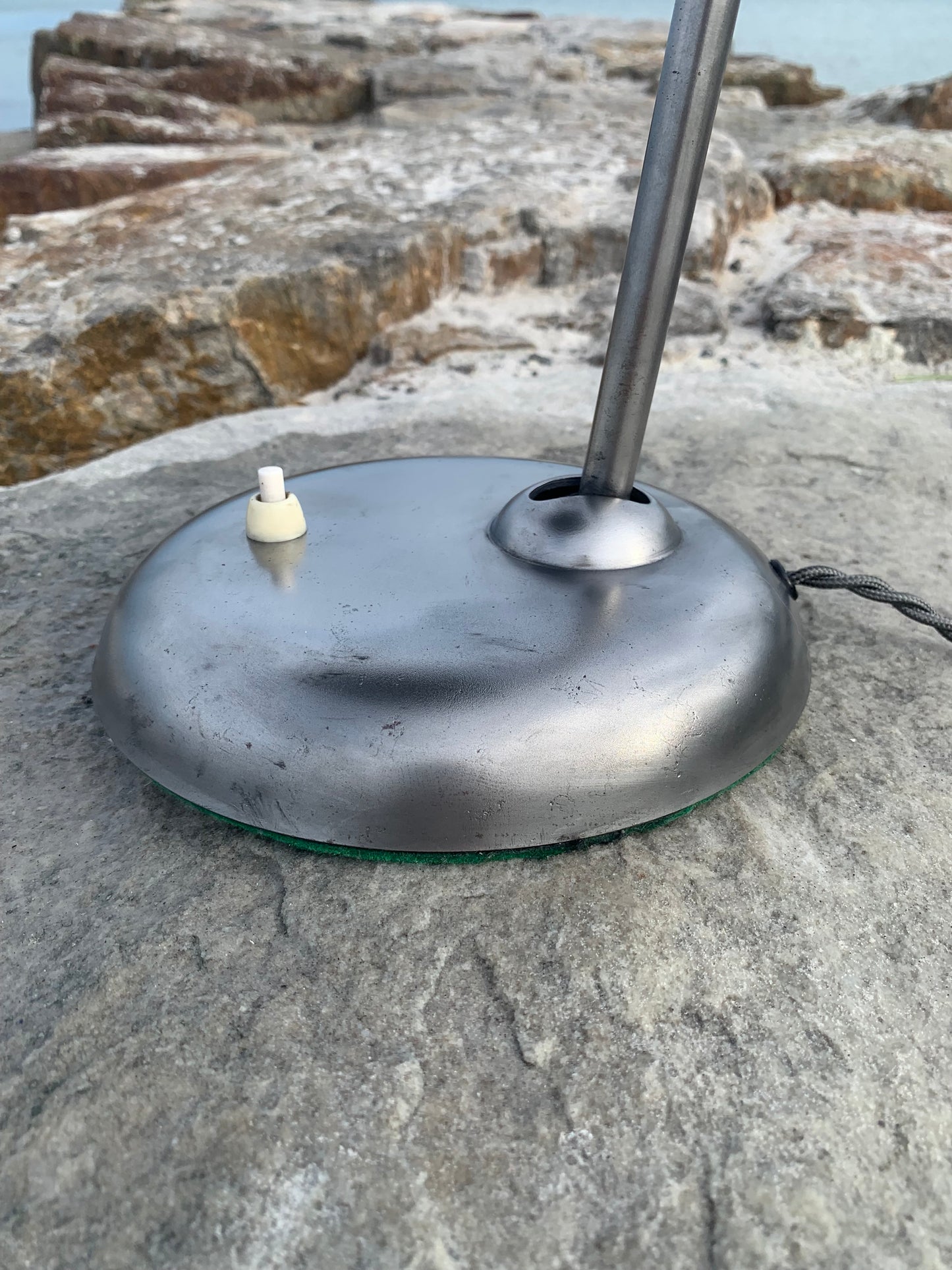 Kaiser Idell 6556 - Rå metall