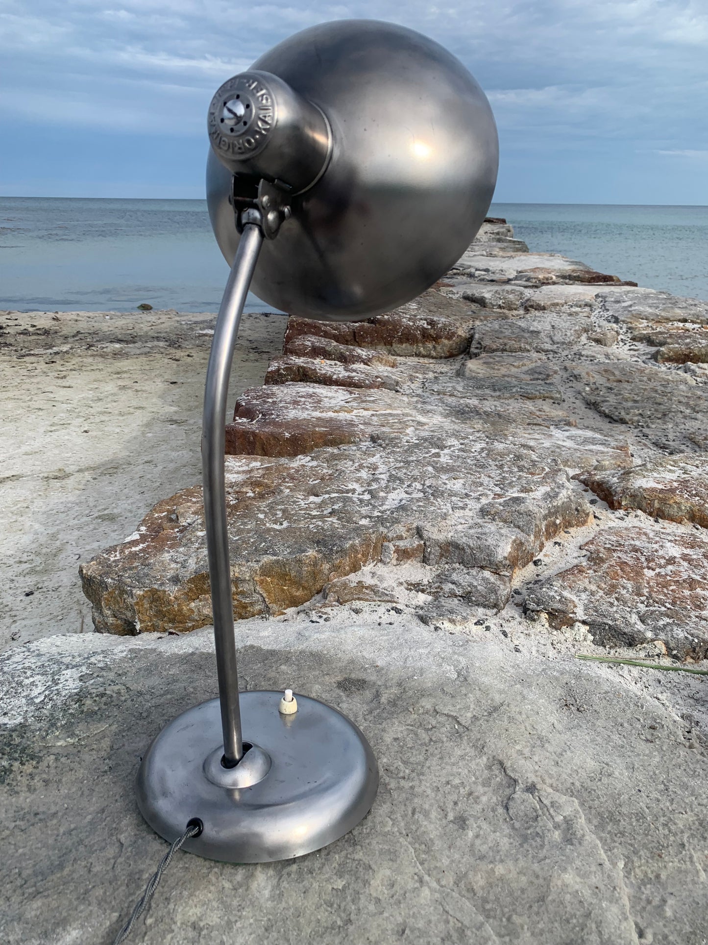 Kaiser Idell 6556 - Rå metall