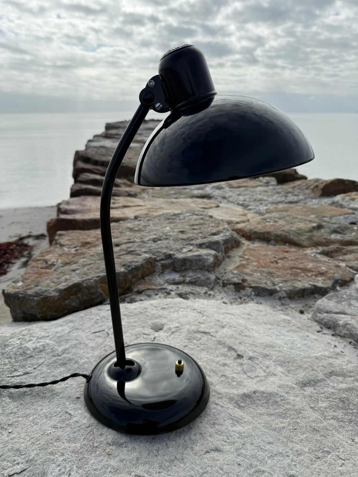 Kaiser Idell 6556 - Svart