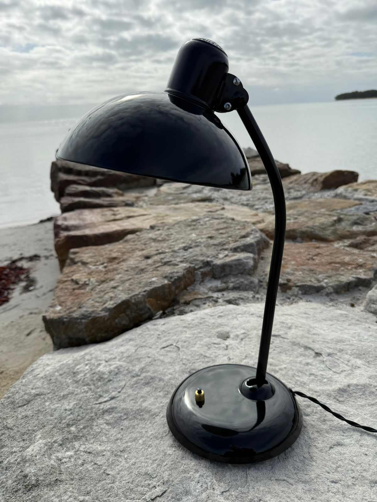 Kaiser Idell 6556 - Svart