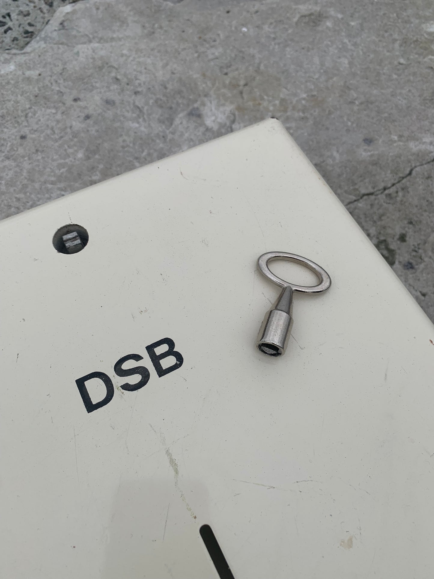 DSB pappersdispenser