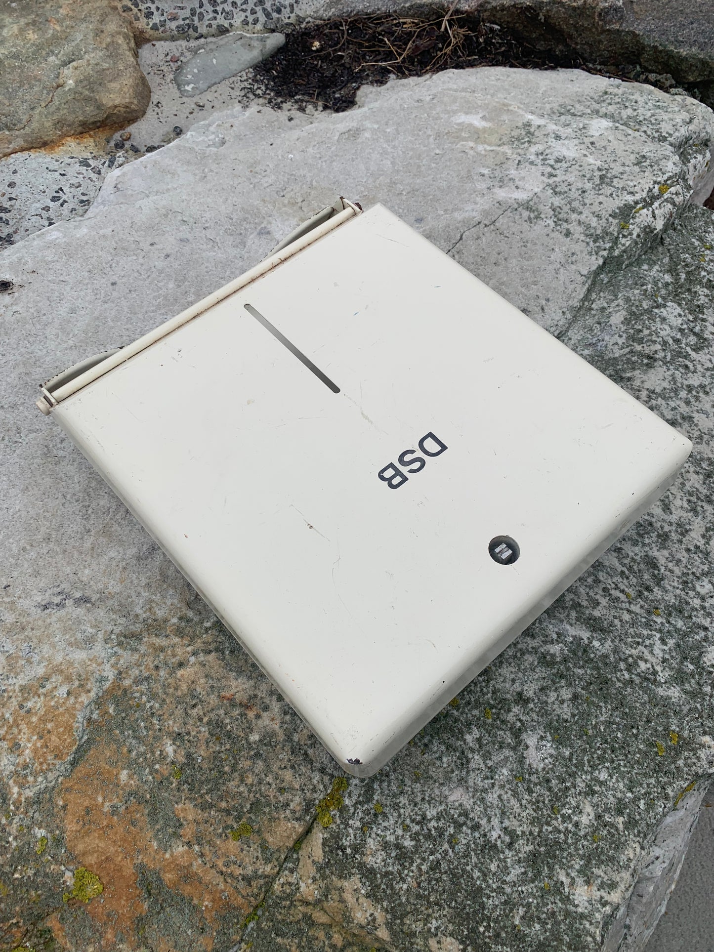 DSB pappersdispenser