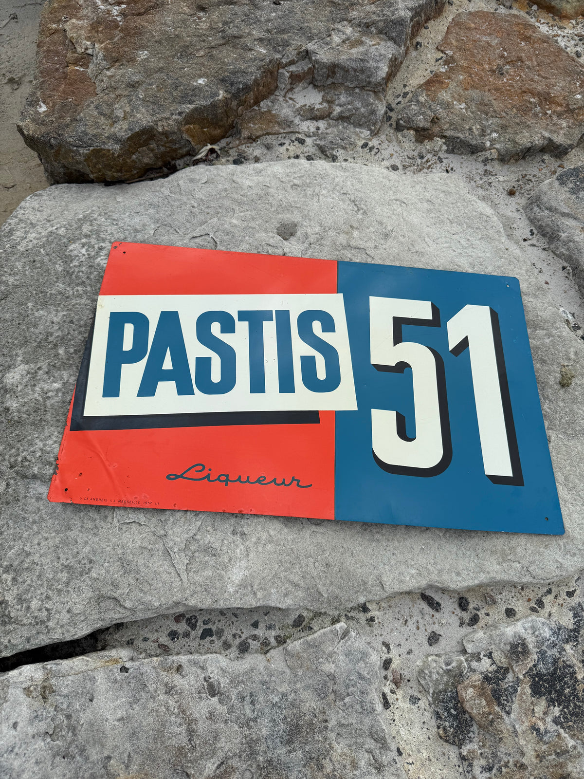 Pastis 51 reklamskylt i litografiskt stål från 1957