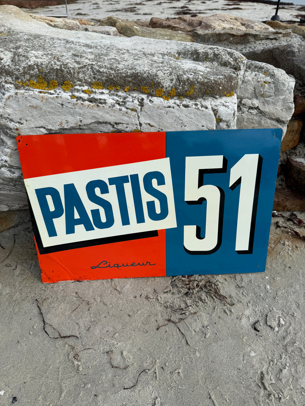 Pastis 51 reklamskylt i litografiskt stål från 1957