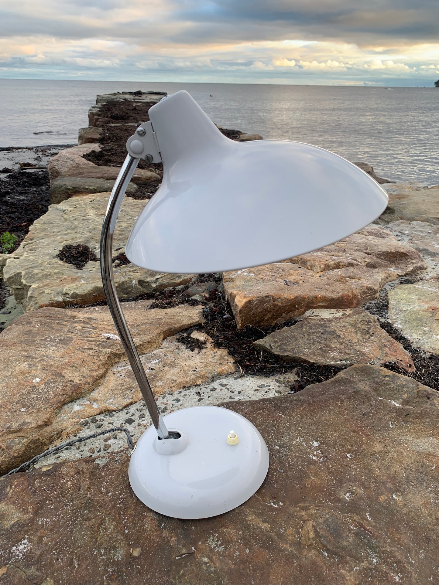 Kaiser Idell 6786 - Original ljusgrå