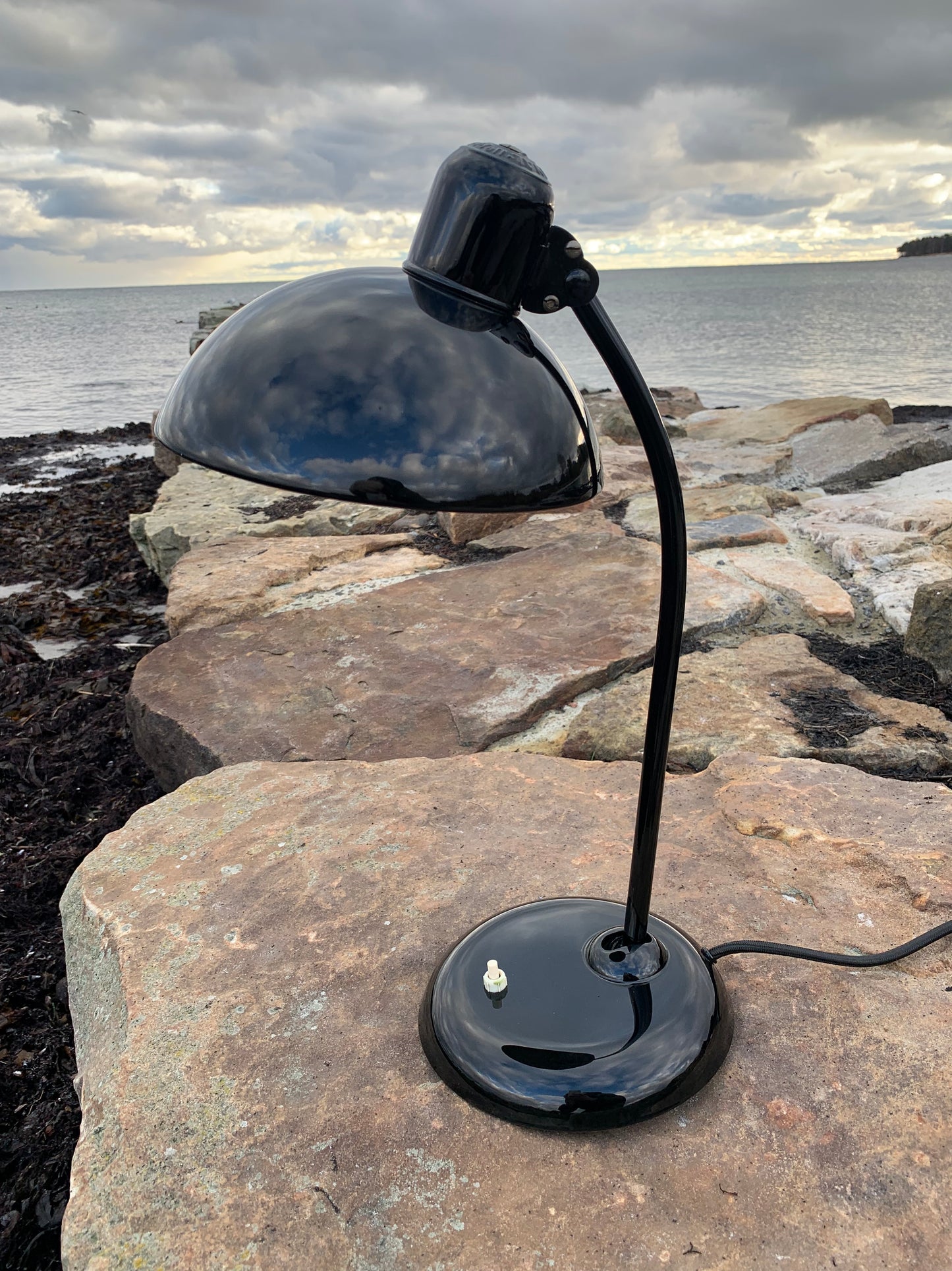 Kaiser Idell 6556 - Svart