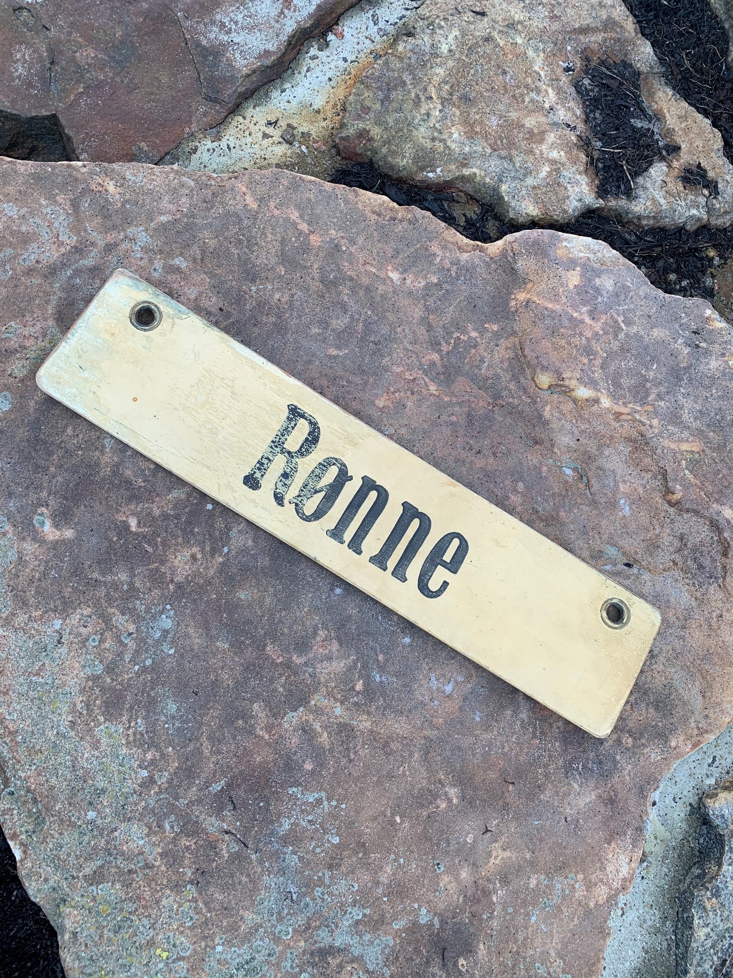 Gamla Bornholmsskylt från buss - Kristianshøj/Rønne