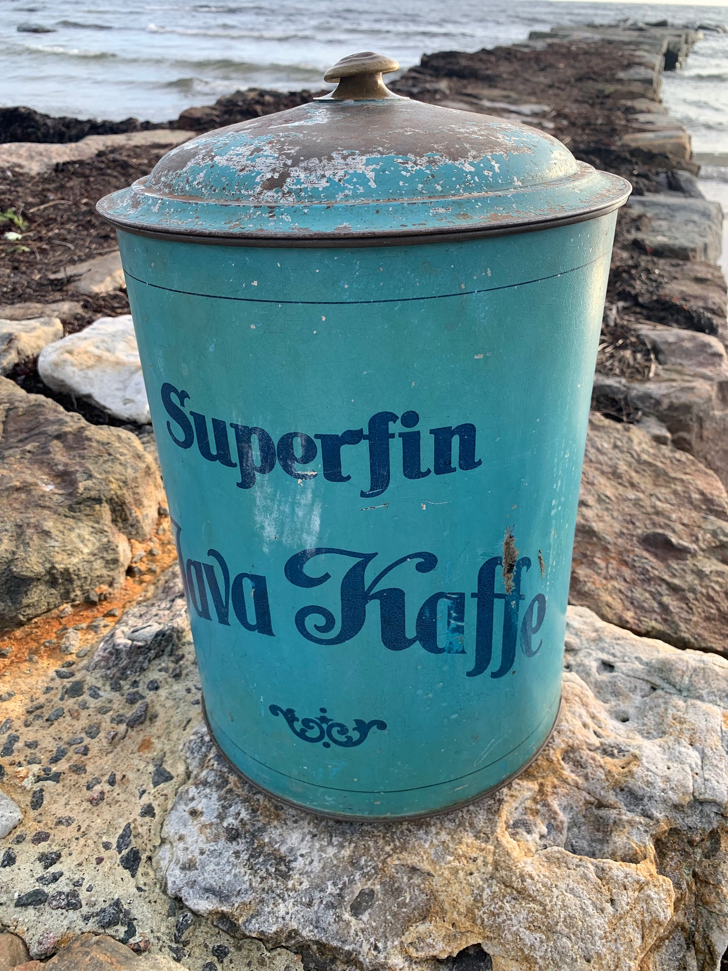 Mycket stor kaffeburk (samlarobjekt)