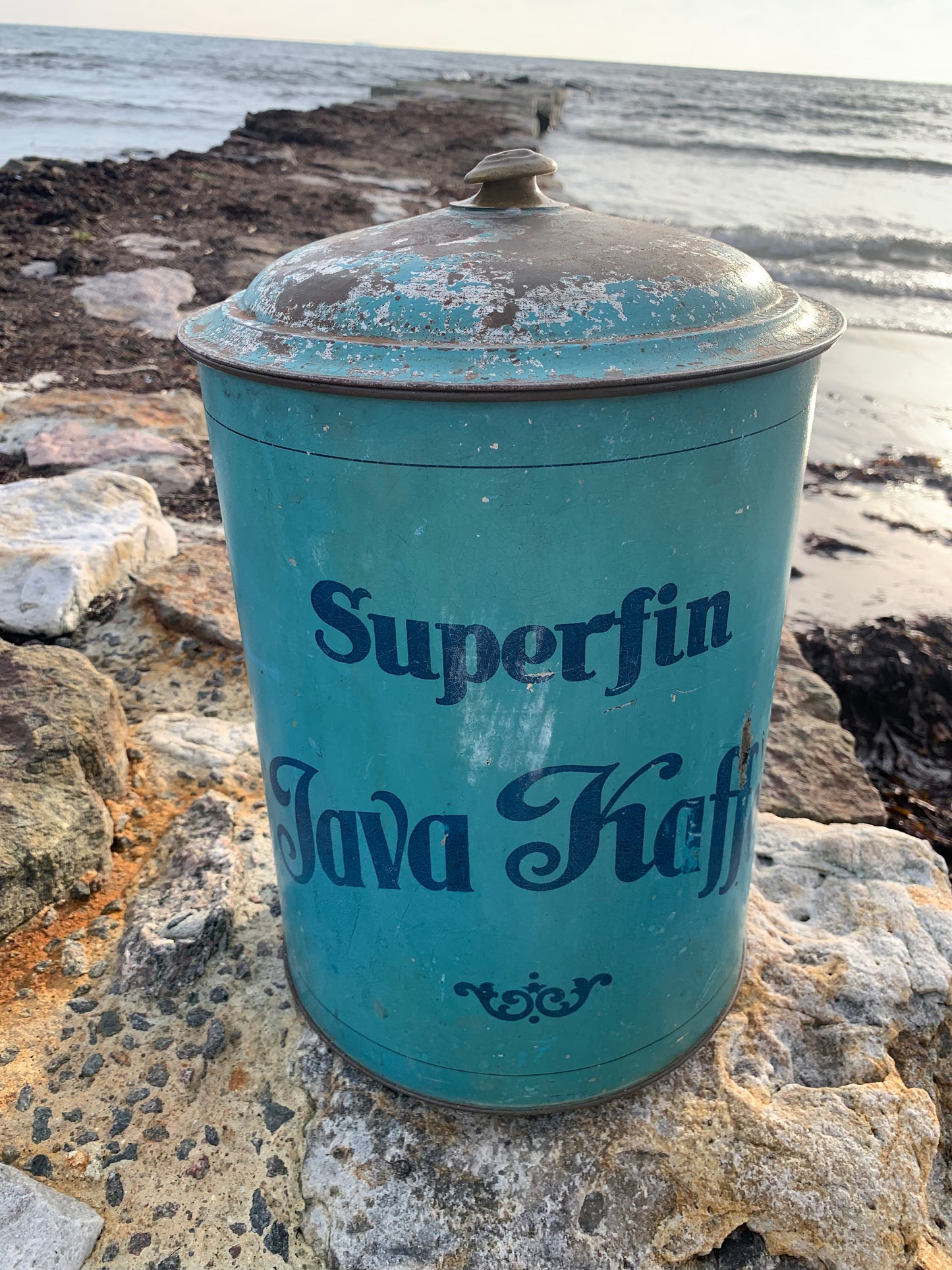 Mycket stor kaffeburk (samlarobjekt)