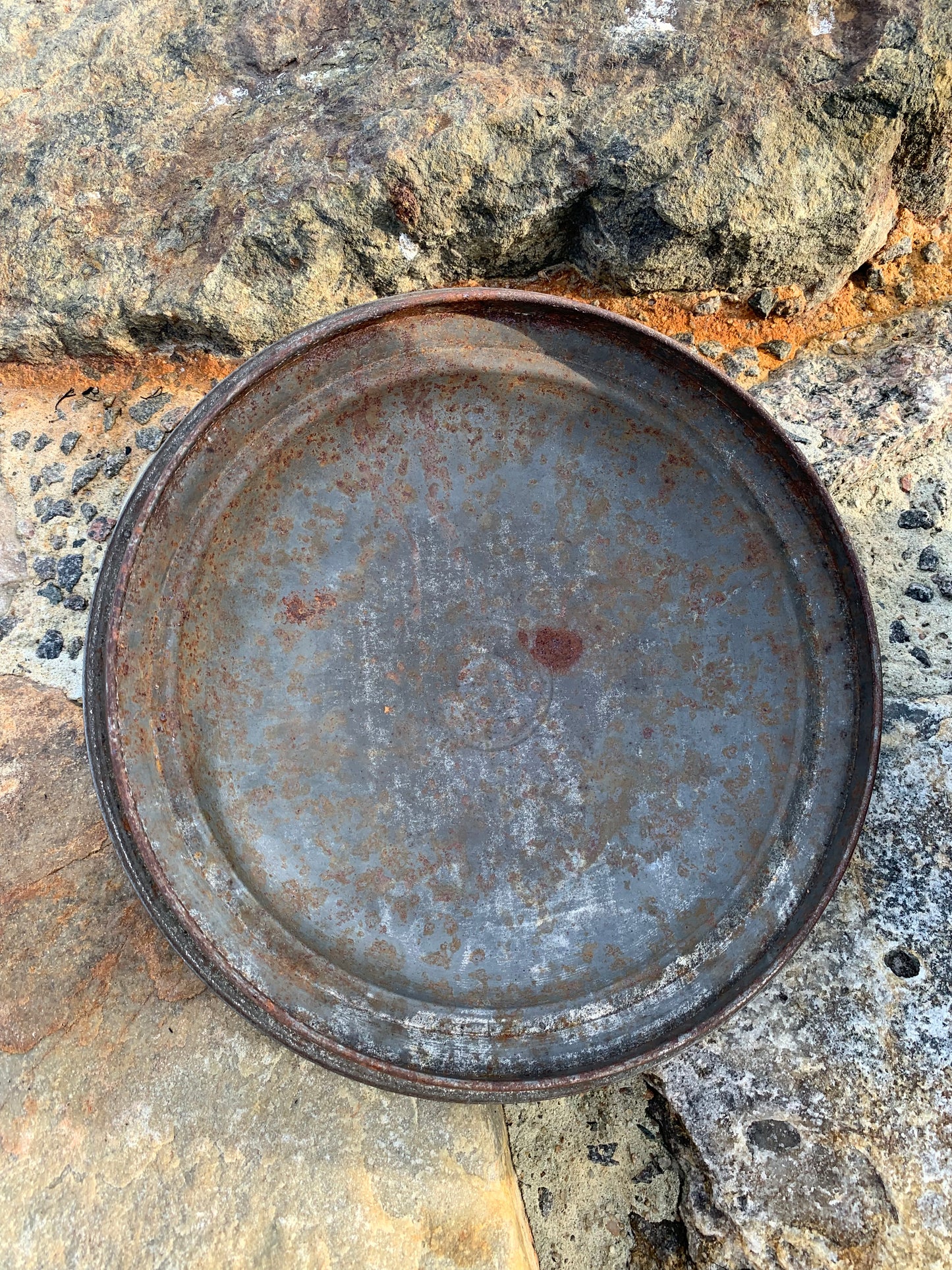 Mycket stor kaffeburk (samlarobjekt)