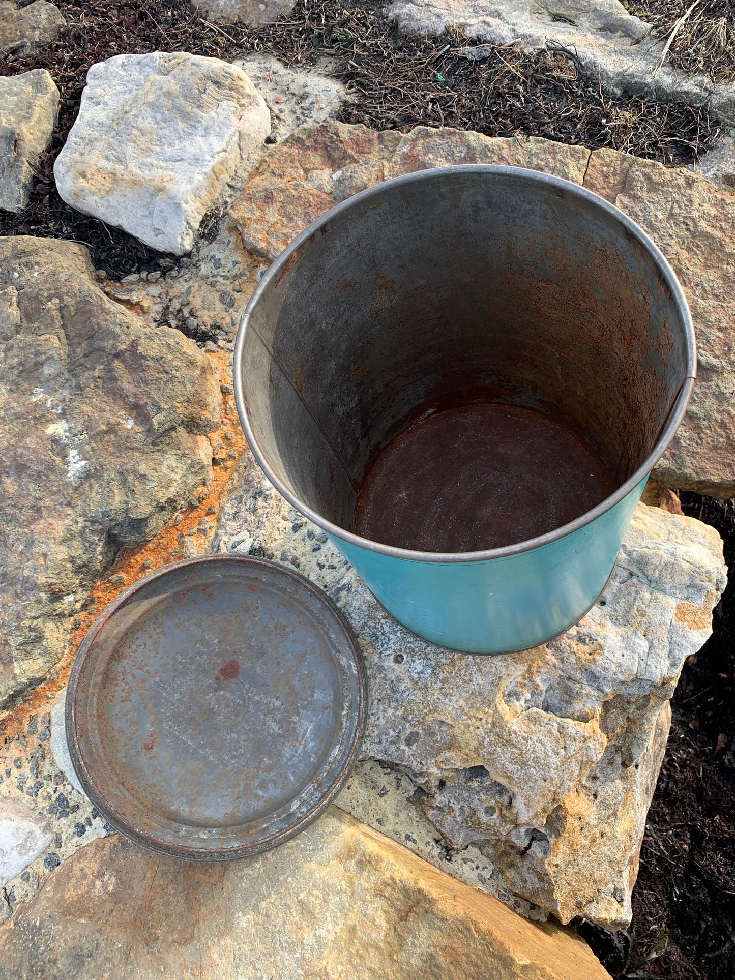 Mycket stor kaffeburk (samlarobjekt)