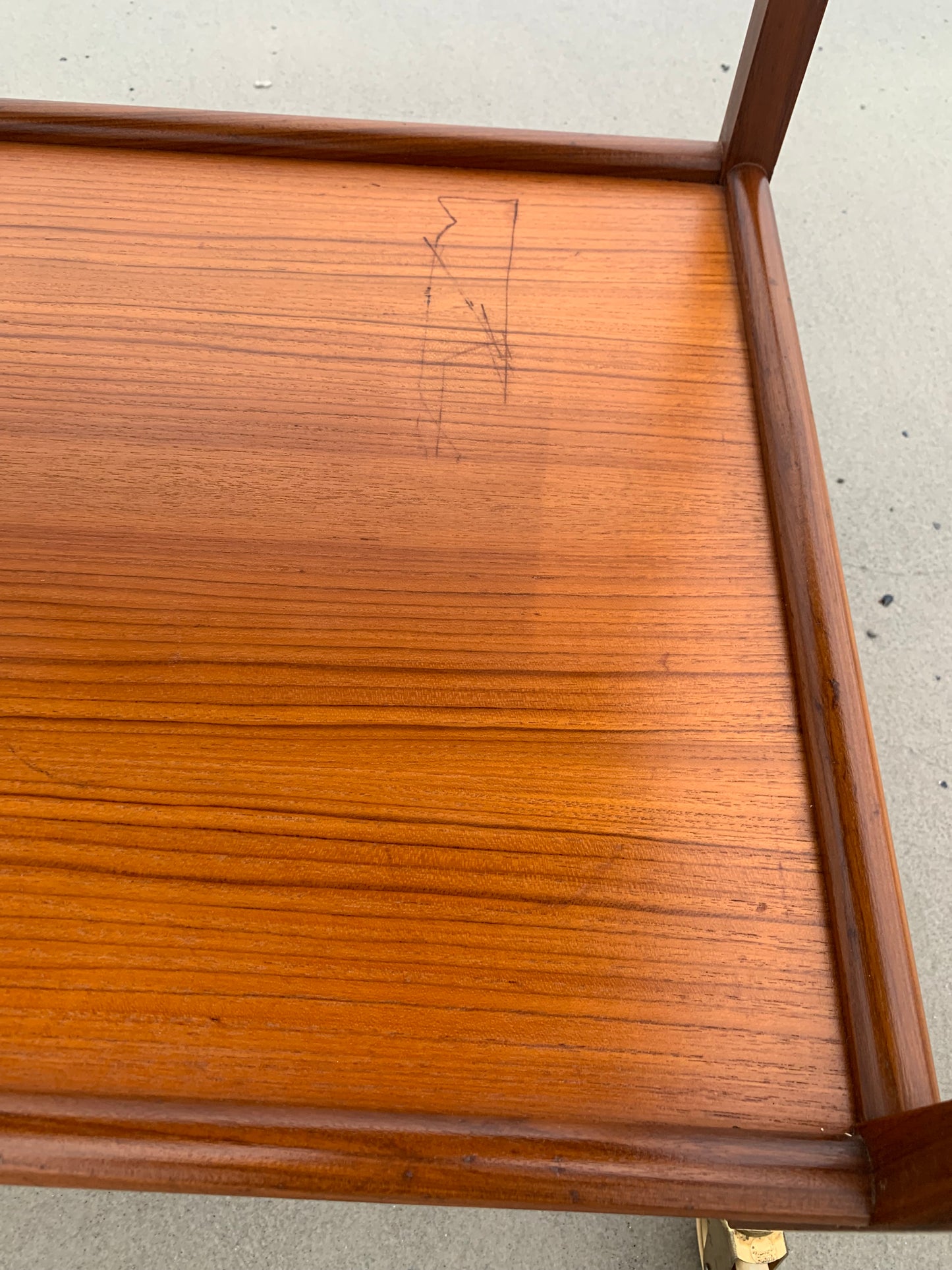 Serveringsvagn med hjul