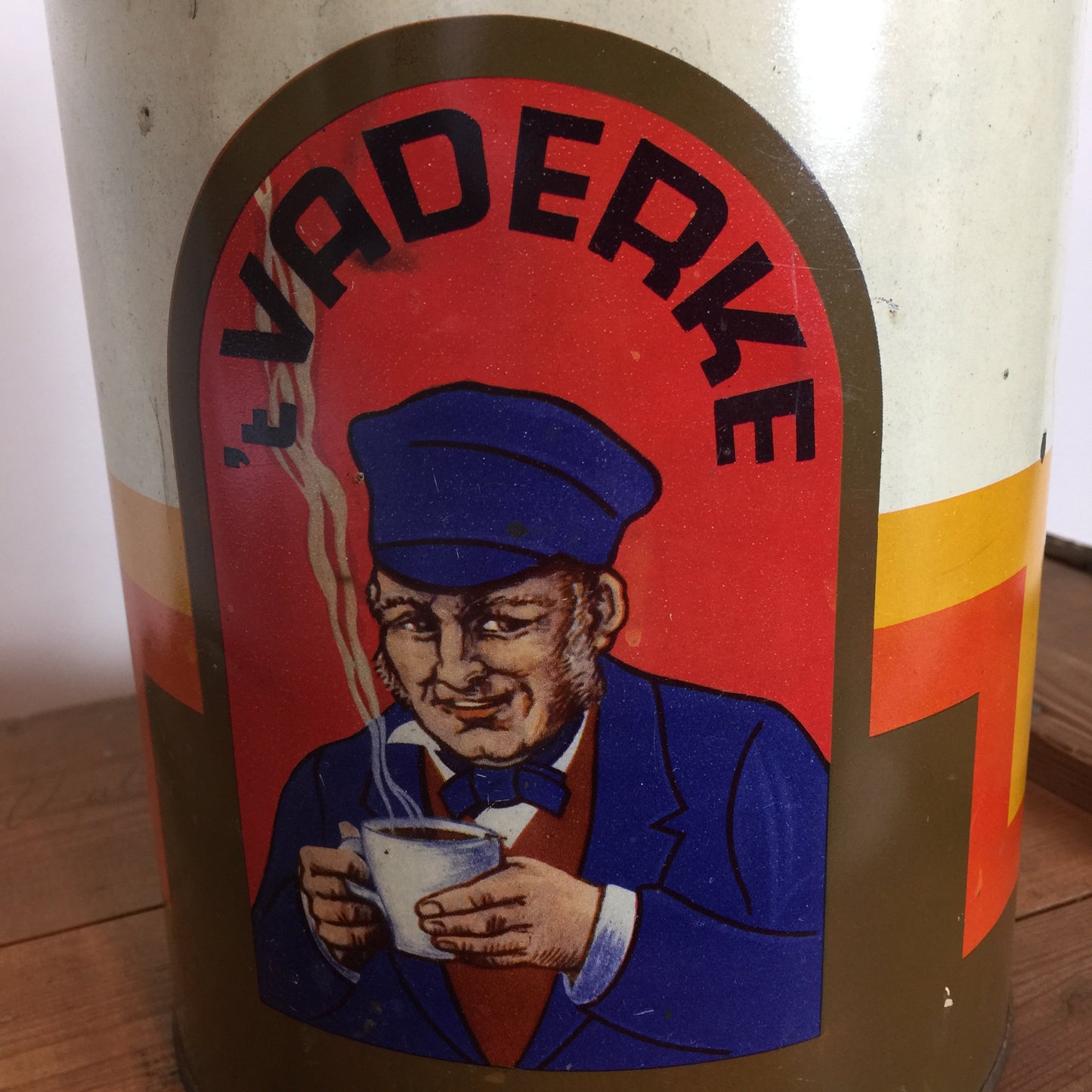 Gammal fin kaffeburk från Belgien