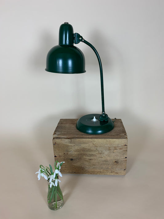 Grön Bauhaus lampa
