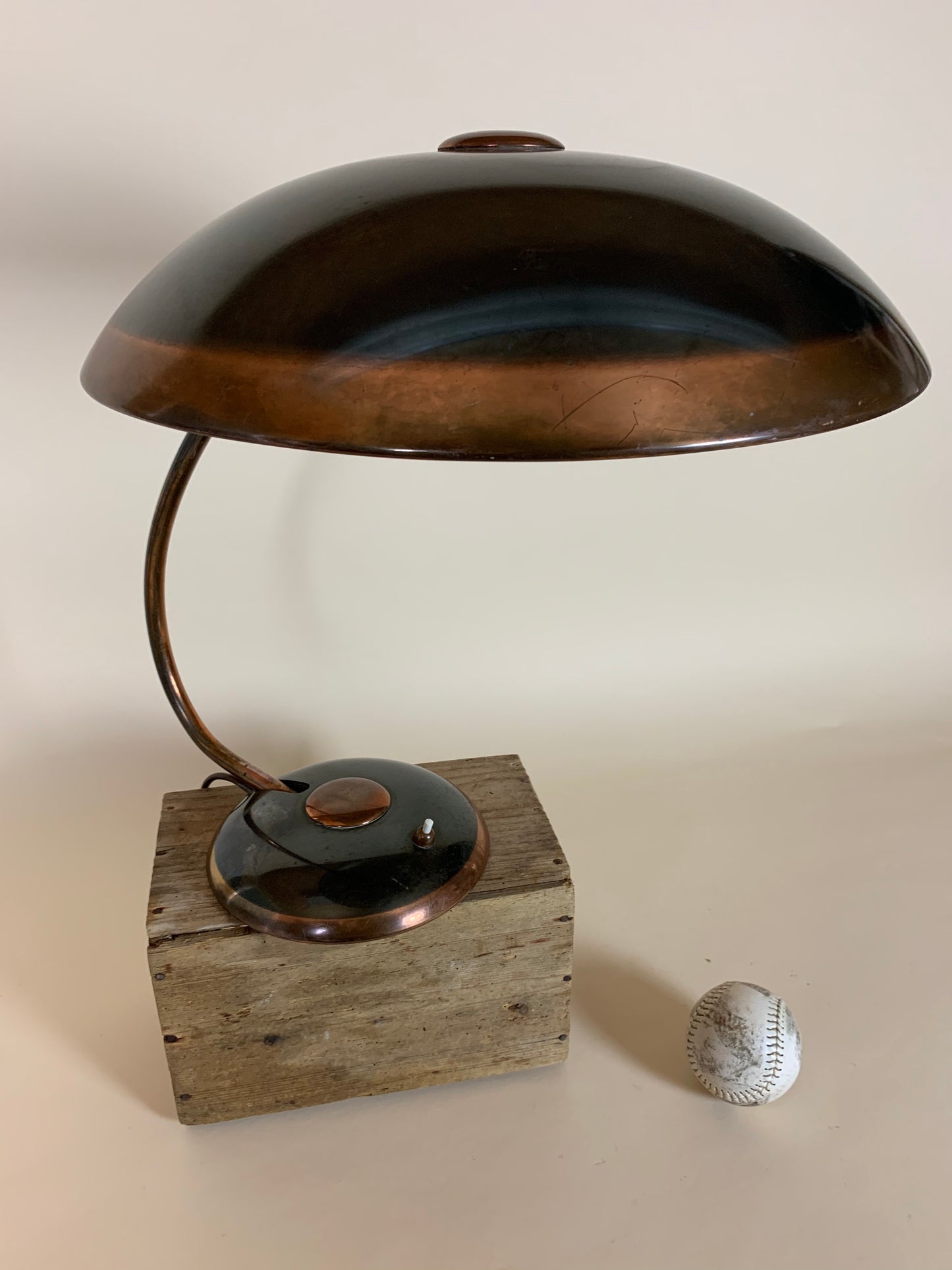 Raw Helo vintage lampa